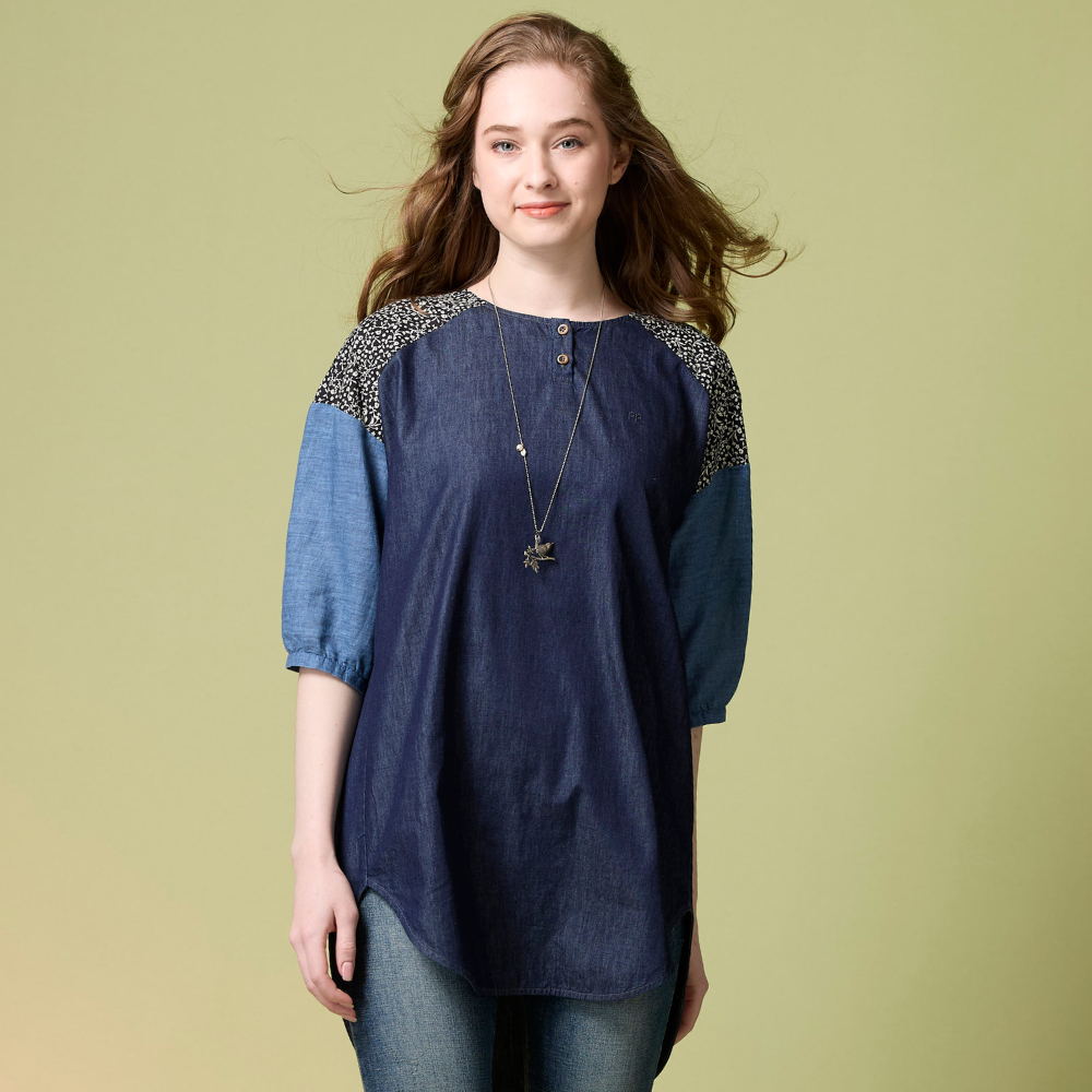 PIPPY 個性獨特拼接精緻天絲牛仔刺繡長版上衣 藍