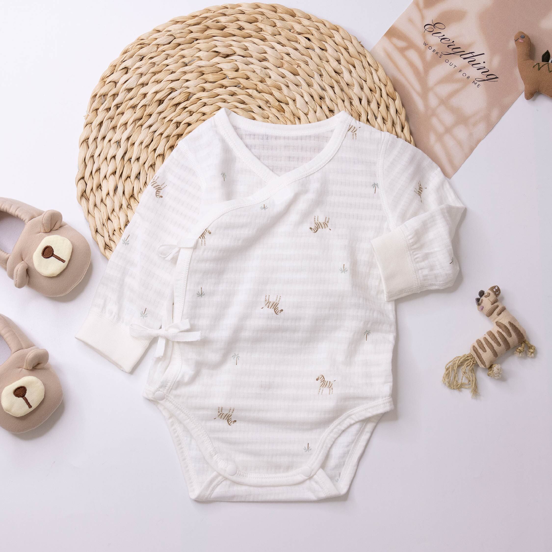 純淨系列【T0010】綠洲小斑馬舒適長袖包屁衣