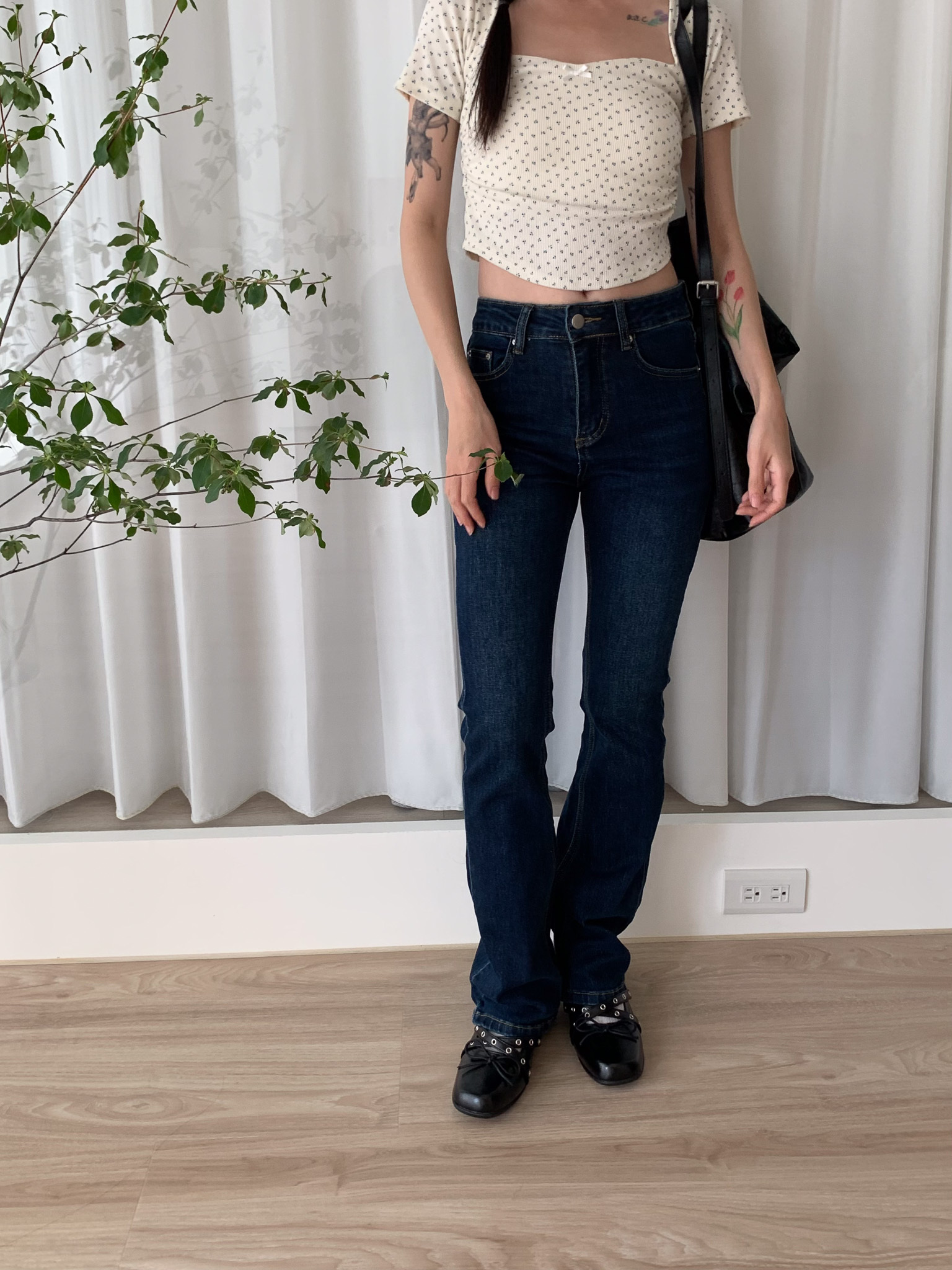 ISA_(救命!)逆天大長腿 超顯瘦微喇叭牛仔褲_58021