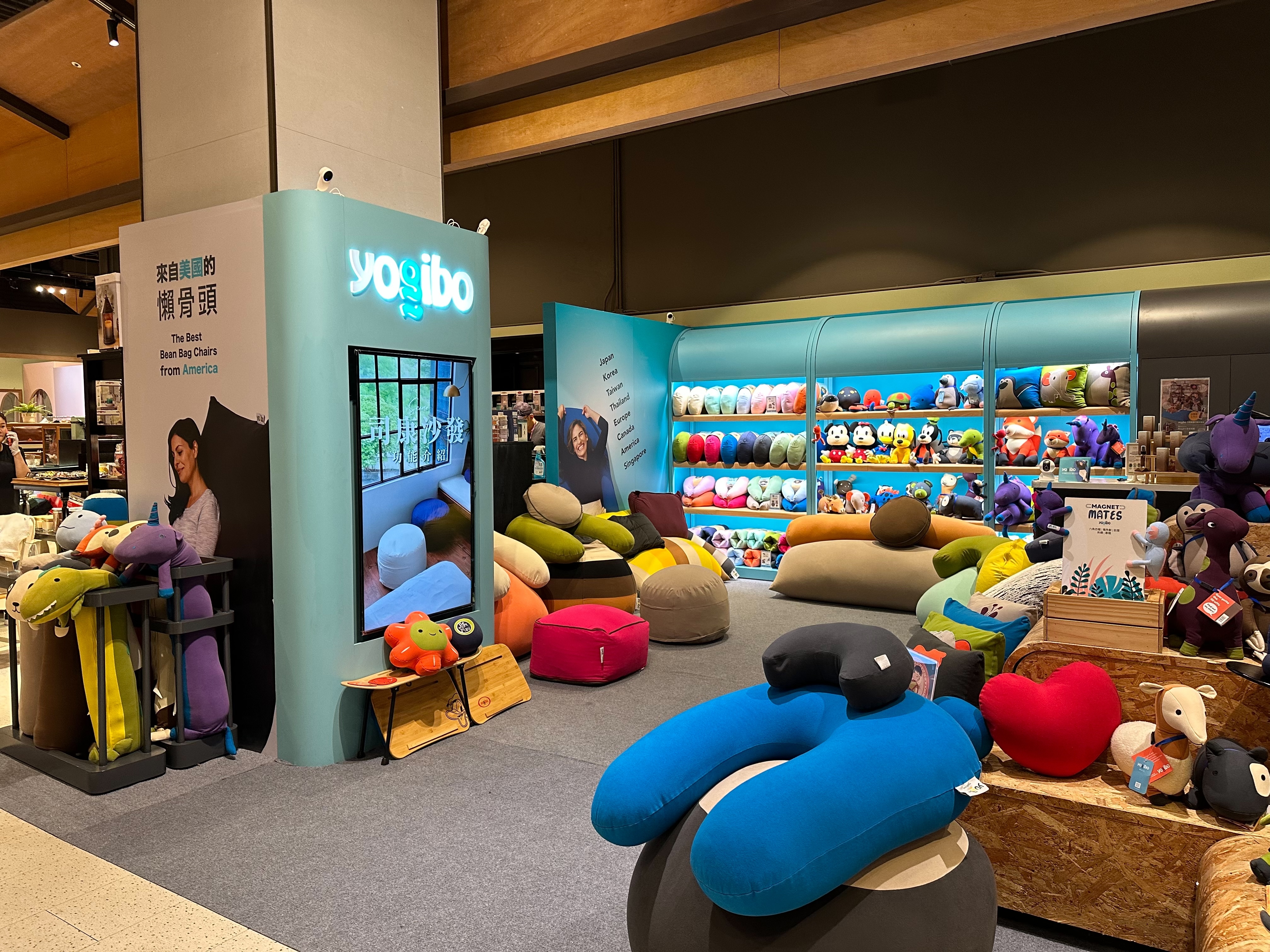 yogibo誠品台茂門市,Yogibo桃園門市
