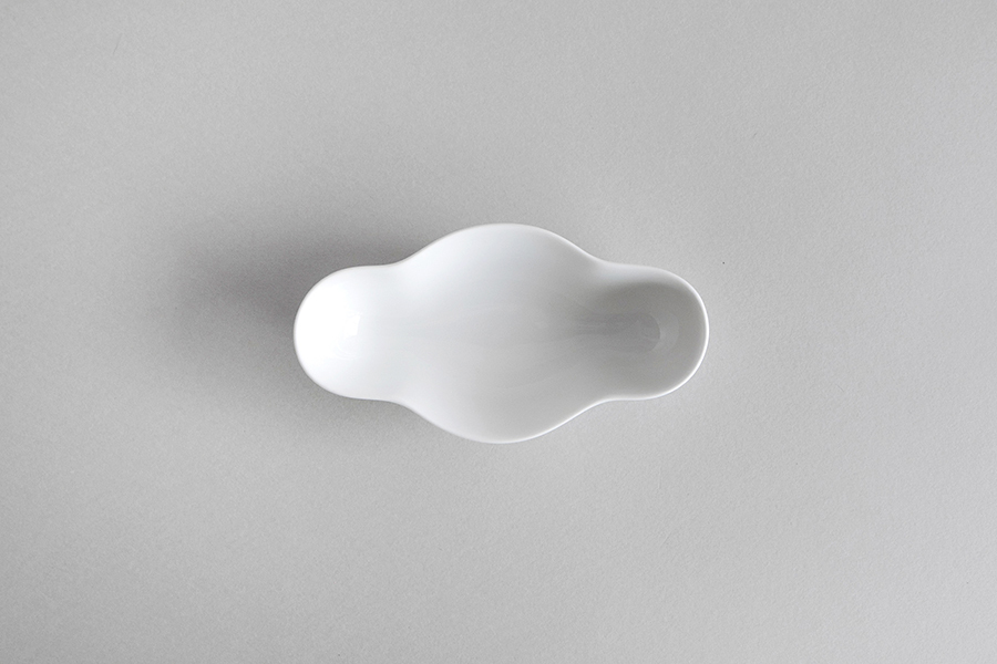 yumiko iihoshi porcelain - pattern D12 白