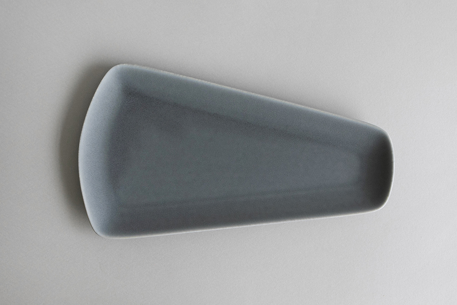 yumiko iihoshi porcelain - pattern G32 煙灰