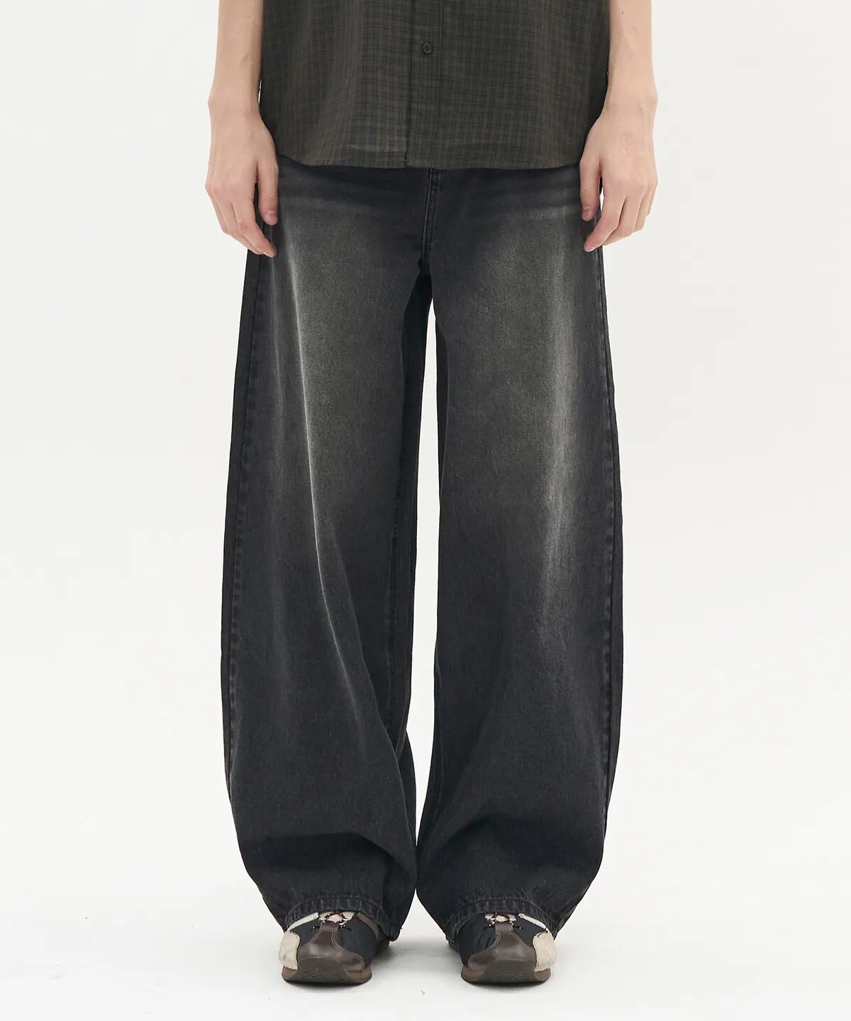 【OWN】TOFFEE 寬褲 牛仔褲 刷白 成人款 曲線 新品 深藍 復古藍 黑色