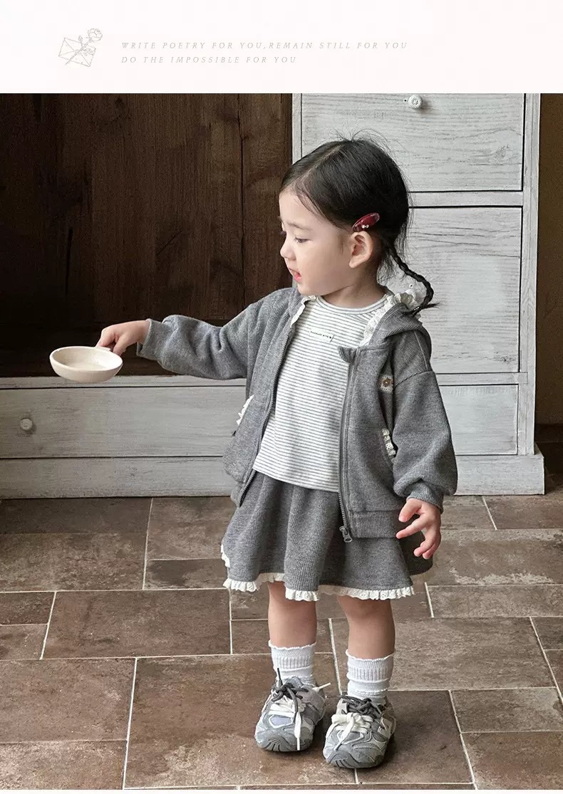 嫩嬰灰色花邊連帽外套套裝