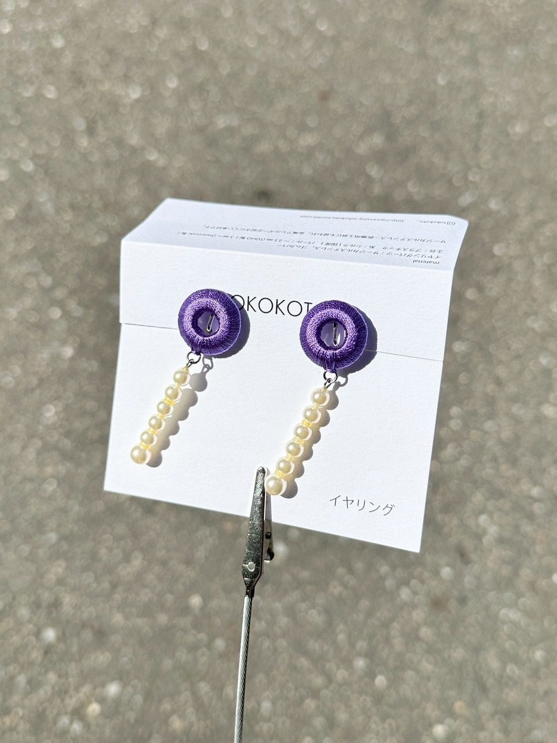 [TOKOKOTO] 刺繡圓環搖擺珍珠耳環 | 菖蒲 | 耳夾 | NO.148