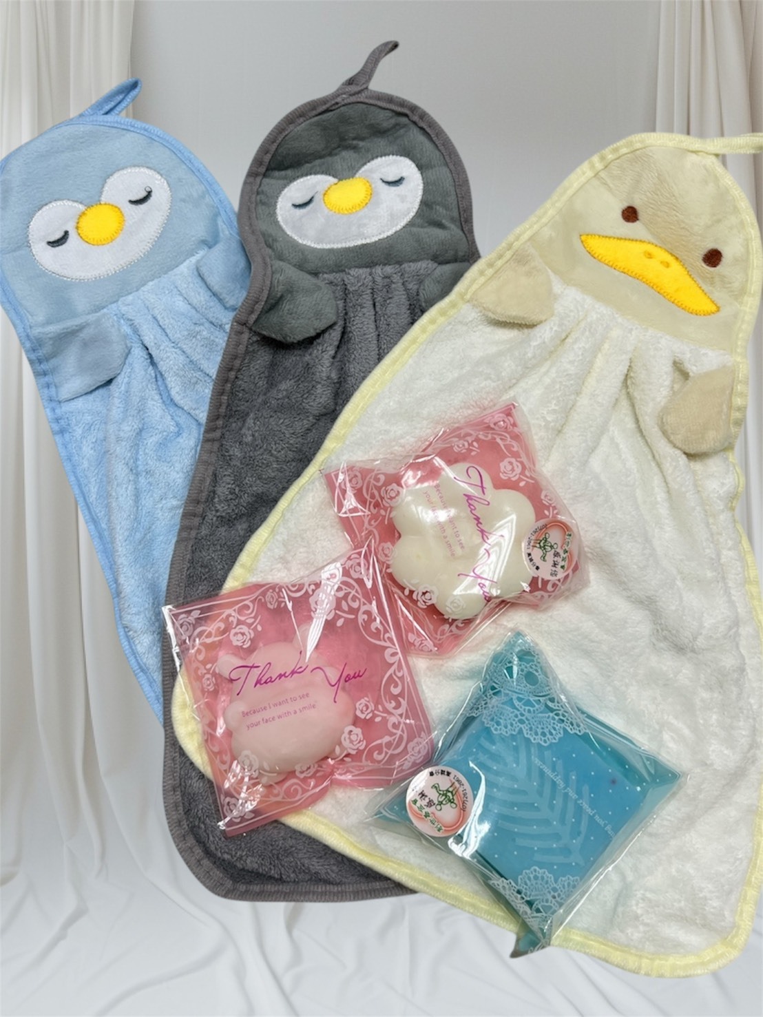 【高雄分會】愛心手作精油皂+擦手巾組合