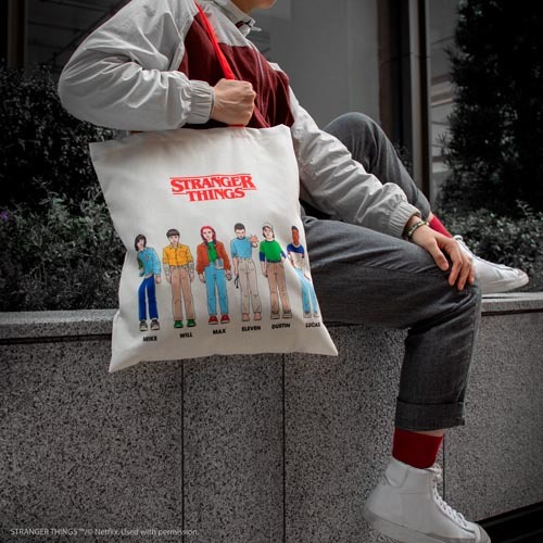 怪奇物語 - 盧卡斯·辛克萊 鑰匙圈絨毛玩偶及「朋友不說謊」托特包