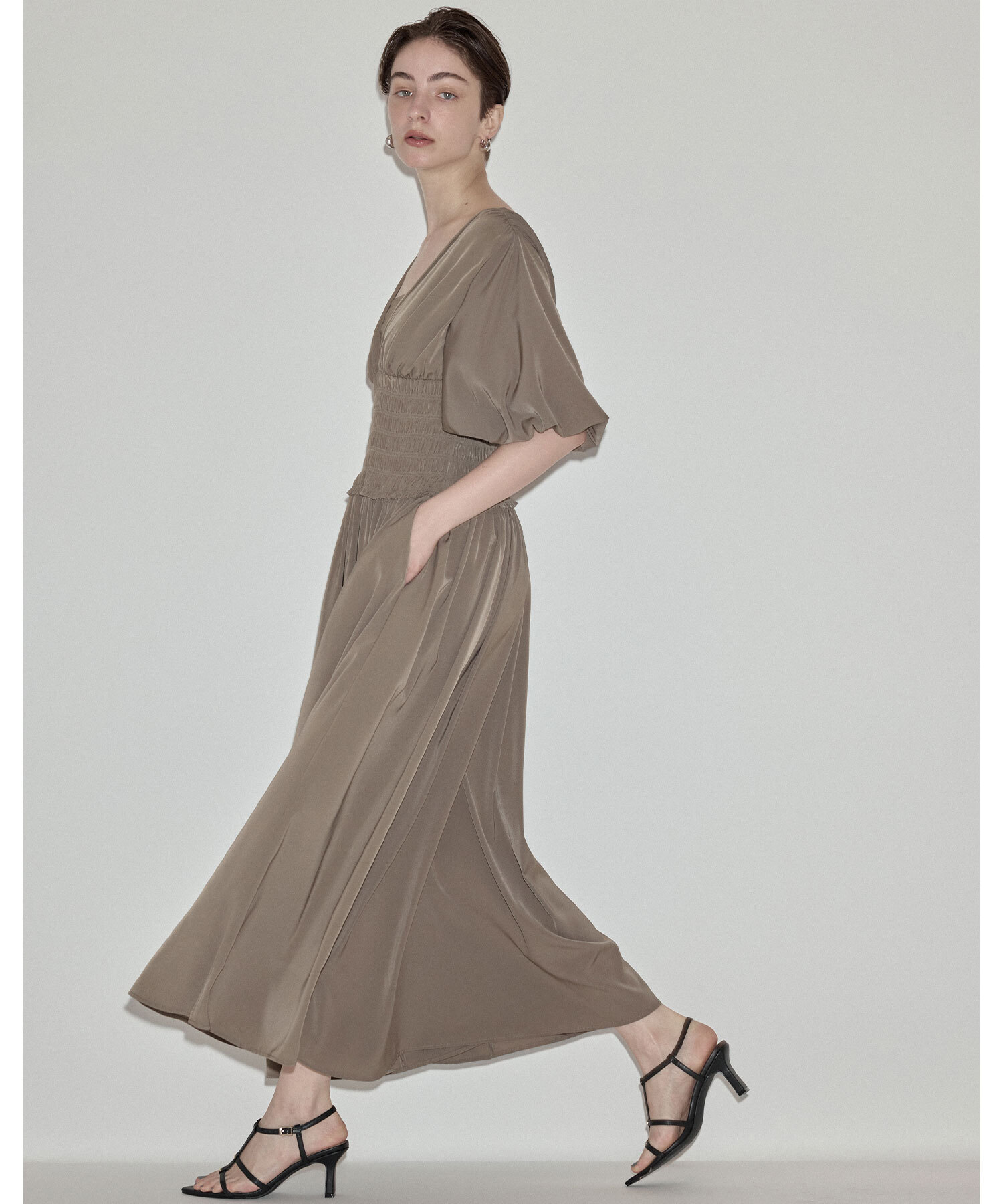 [預購] Aimeine V領抓皺洋裝