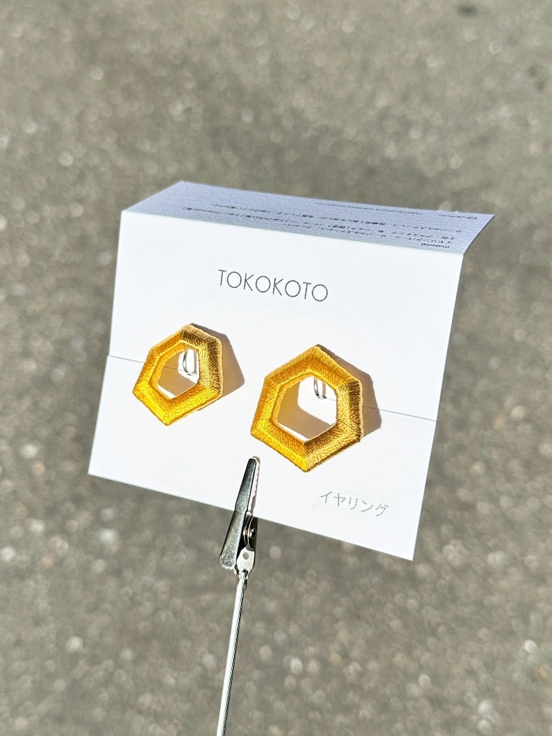 [TOKOKOTO] 刺繡多邊形雙色耳環 | 黃色x山吹 | 耳夾 | NO.163