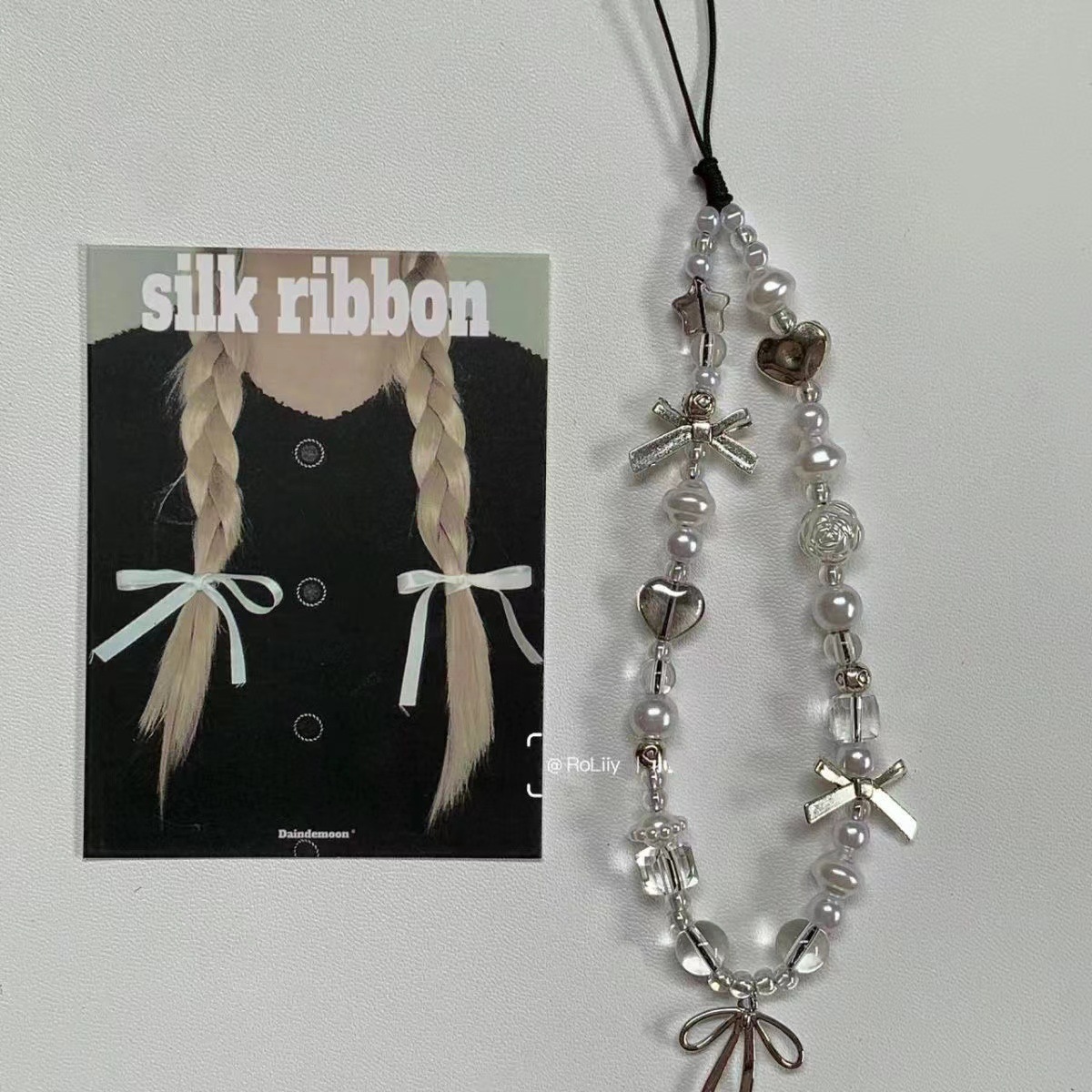 冷淡風銀色蝴蝶結手機鍊