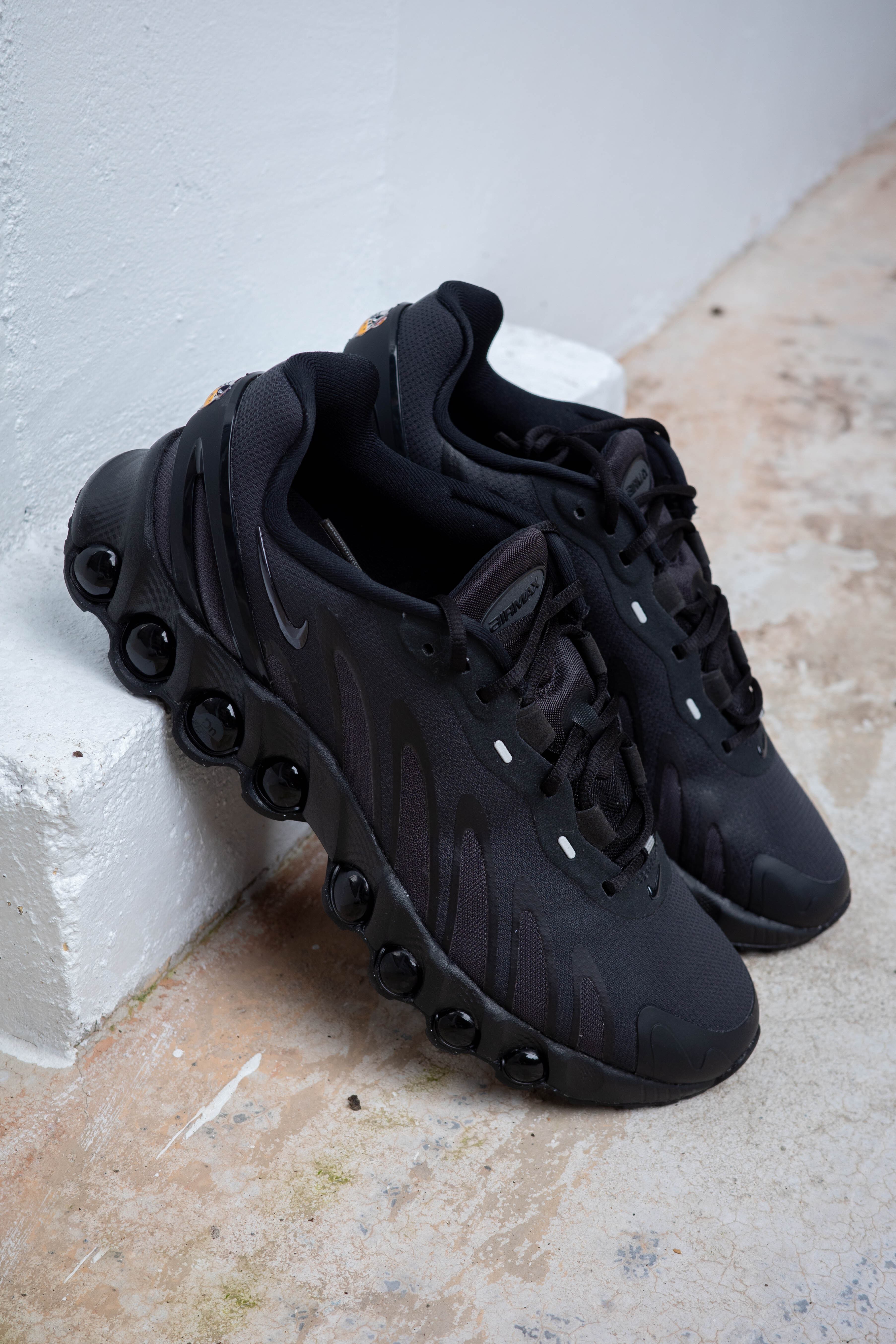 Nike Air Max Dn8 全黑 fq7860-002