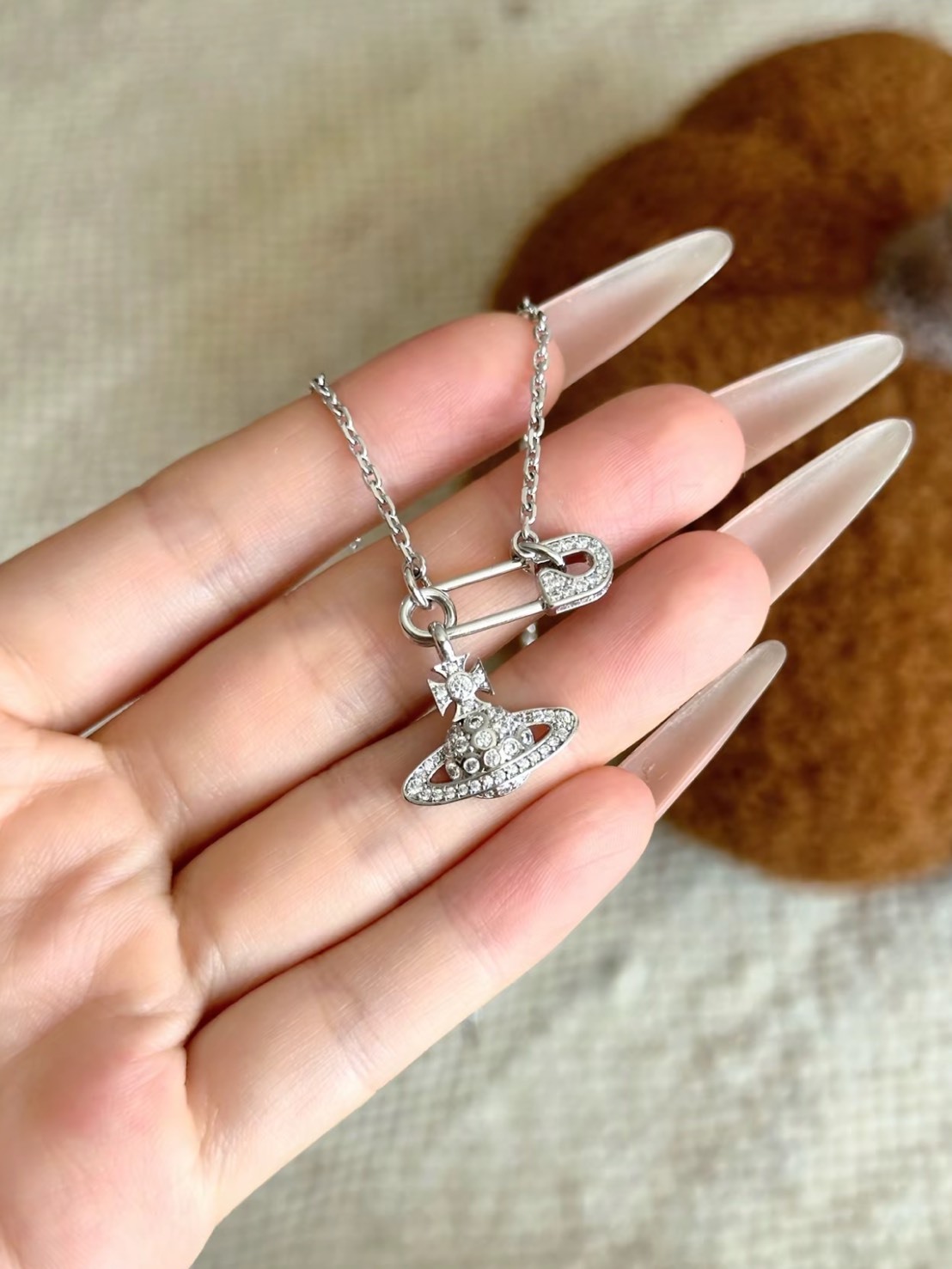 VIVIENNE WESTWOOD 球形別針 滿鑽鑲嵌 粗鏈條 項鍊銀色