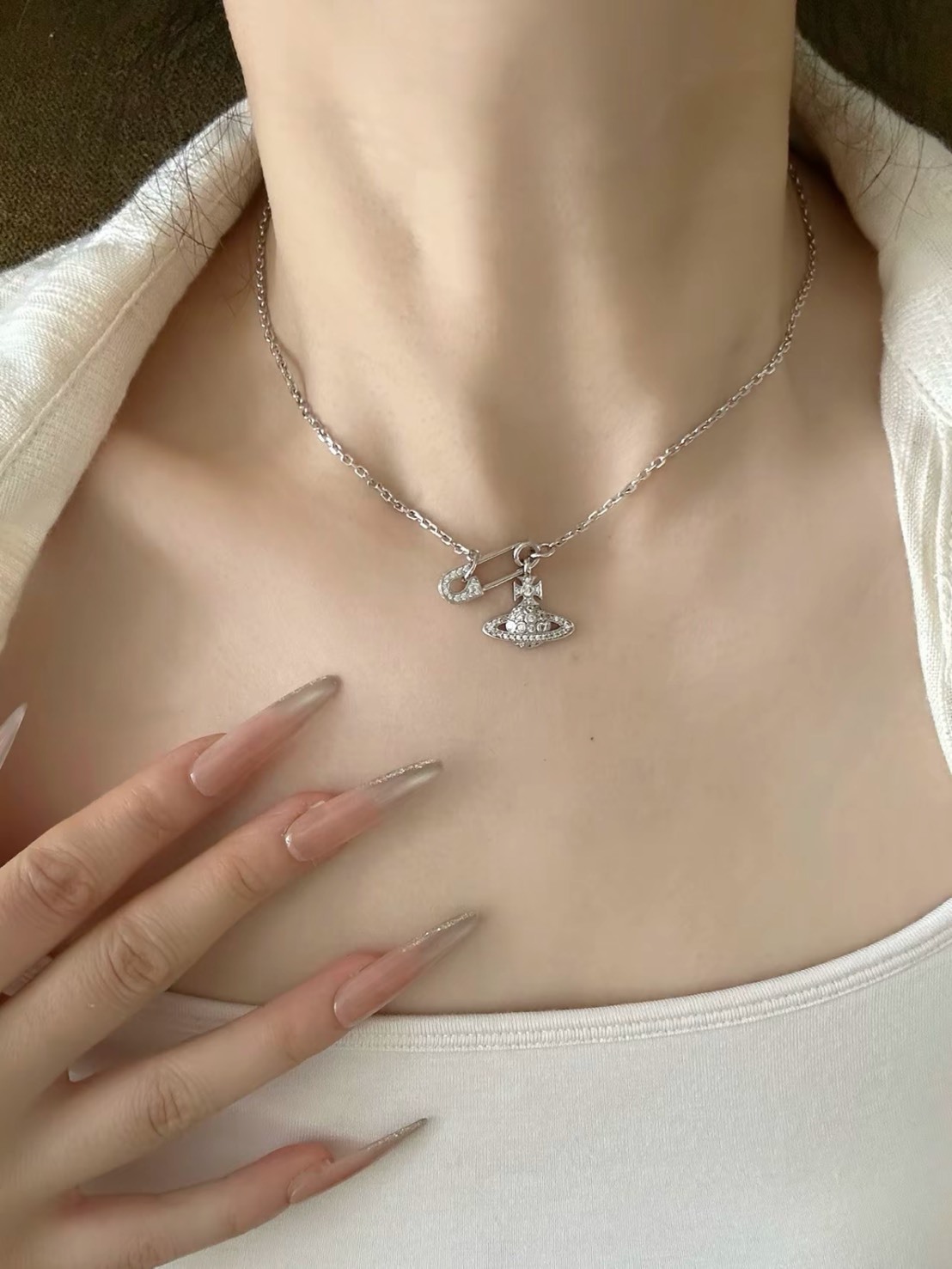 VIVIENNE WESTWOOD 球形別針 滿鑽鑲嵌 粗鏈條 項鍊銀色