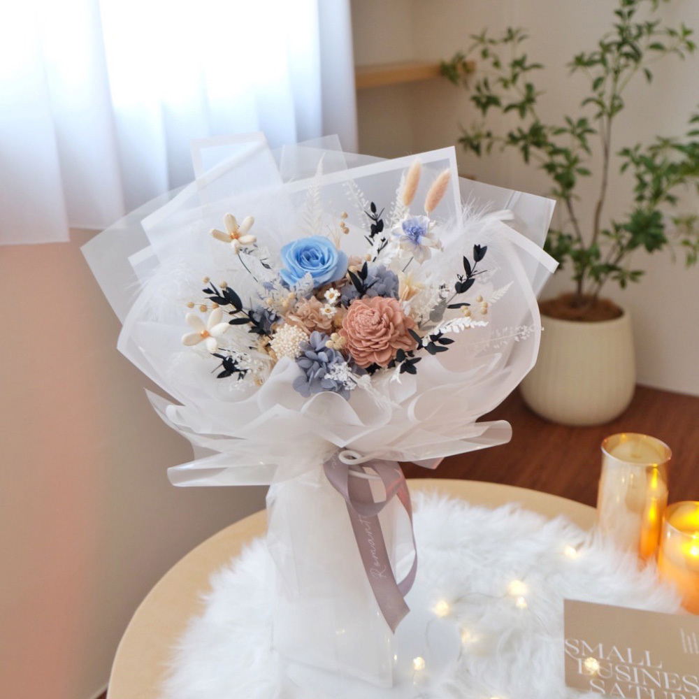 廣島之戀 永生玫瑰花束 / 純白包裝M