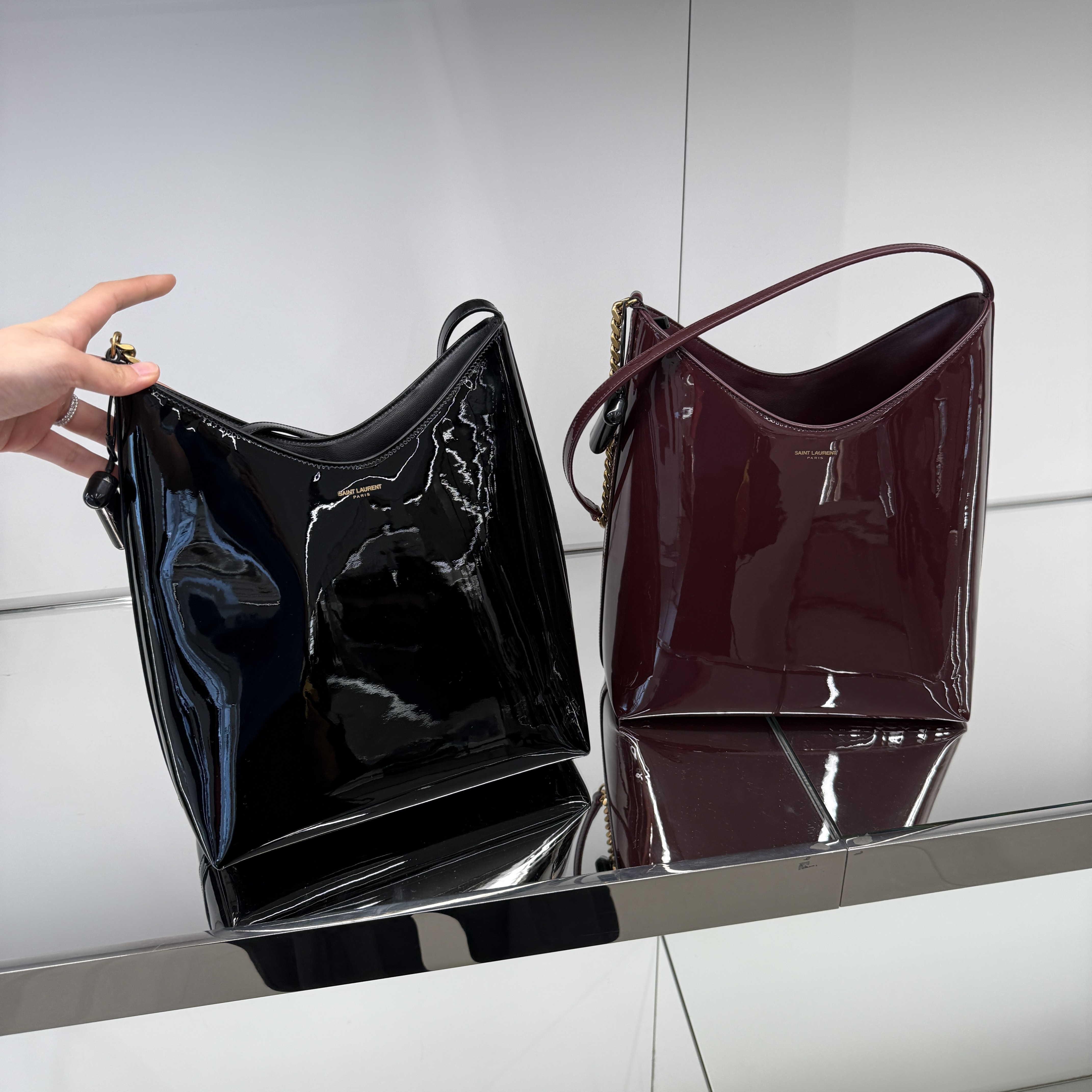 Saint Laurent Calfskin Hobo Patent Shoulder Bag 2 colors 762336