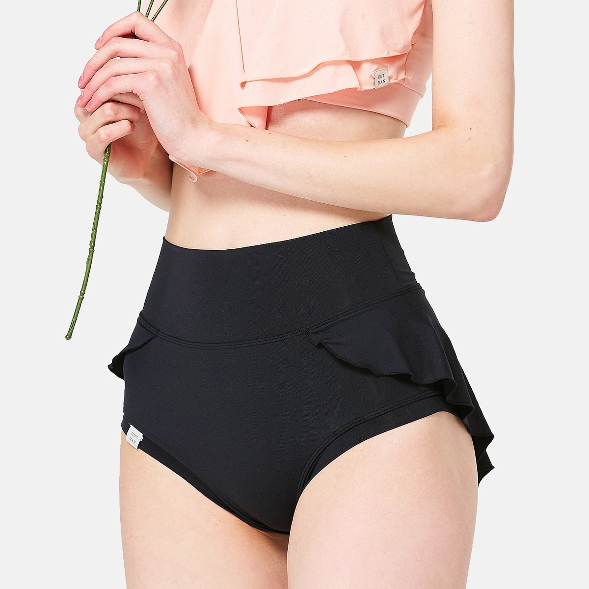 Leah Frill Shorts
