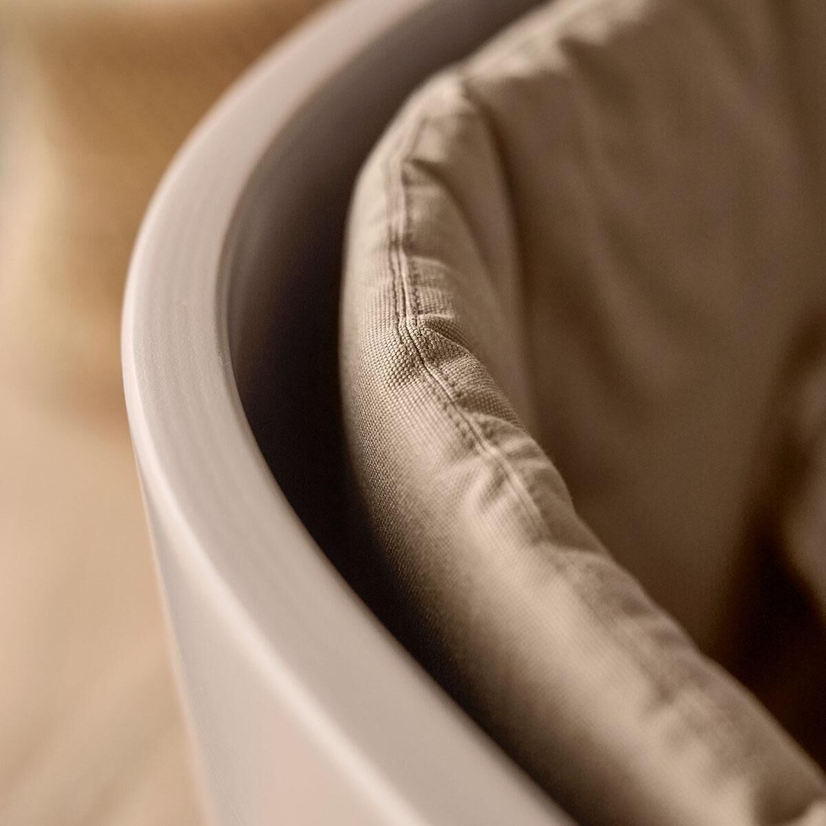 Leander Classic™ Baby Cot - Cappucino