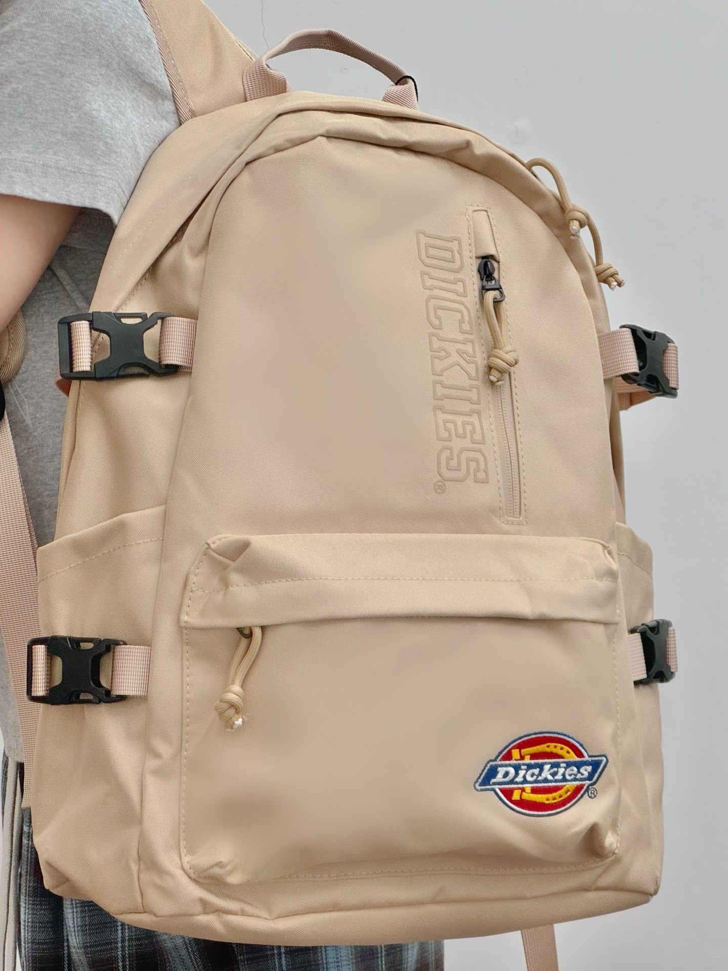 代購-Dickies 多口袋 實用 大容量 防撥水 電腦 後背包 5色