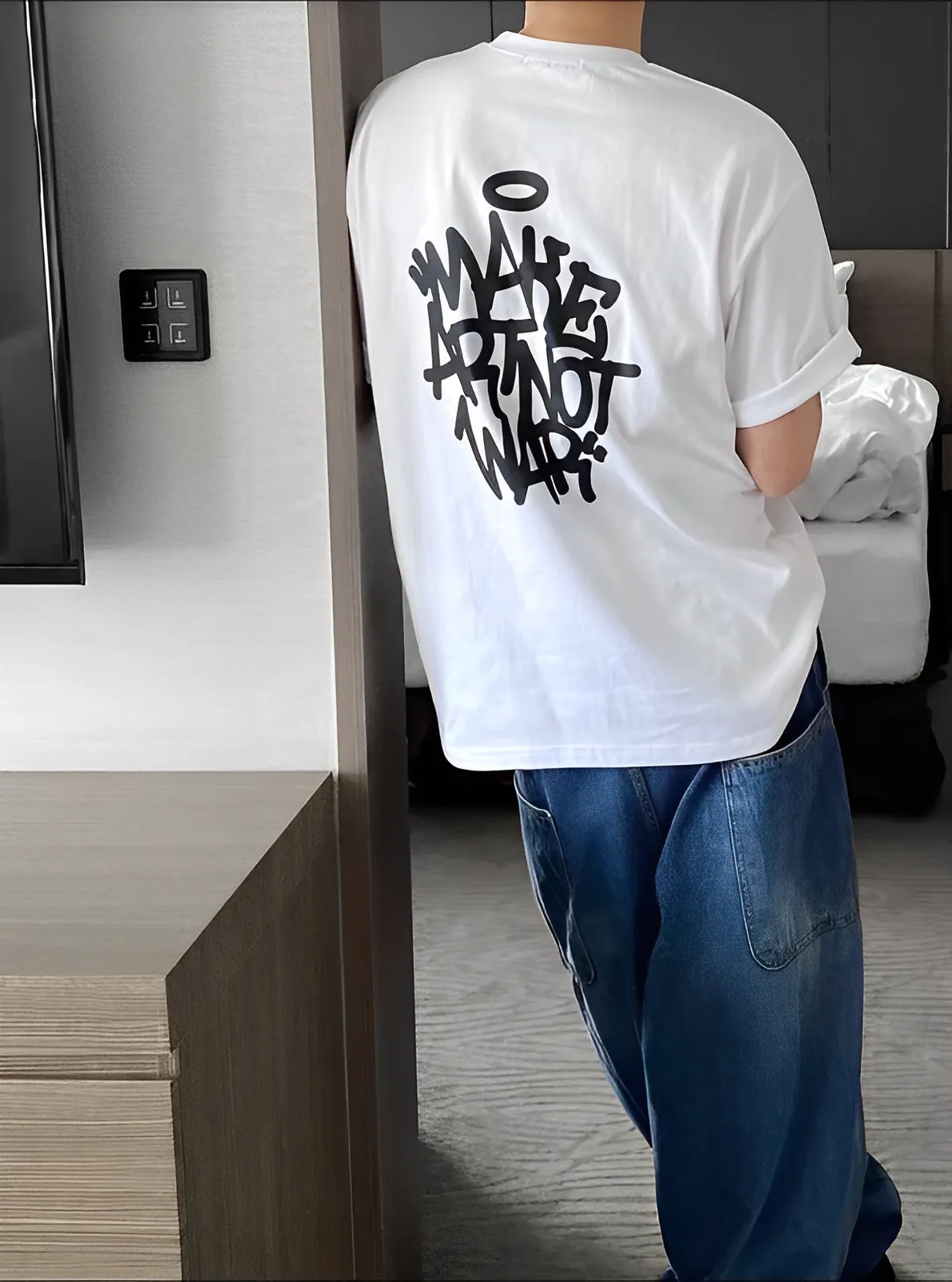 MAKE ART NOT WAR 塗鴉 藝術 英文 短袖