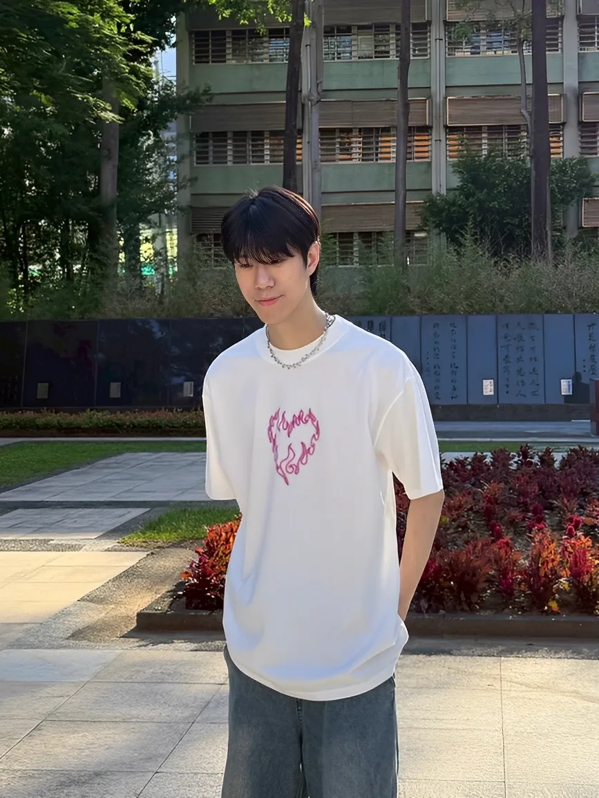 2色 重磅 純棉 美式 手繪 愛心 短袖