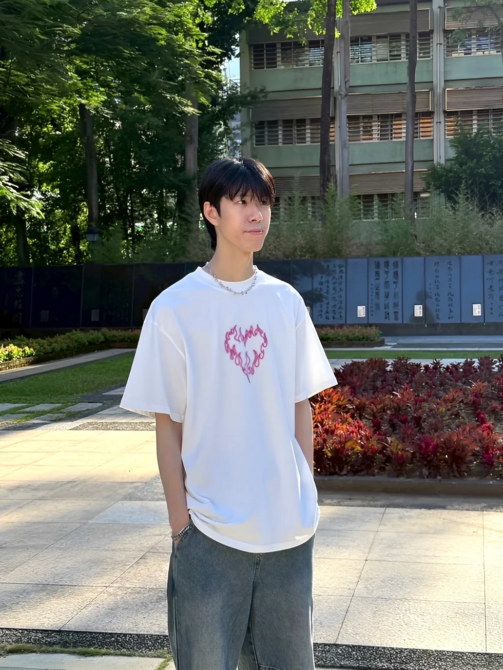 2色 重磅 純棉 美式 手繪 愛心 短袖