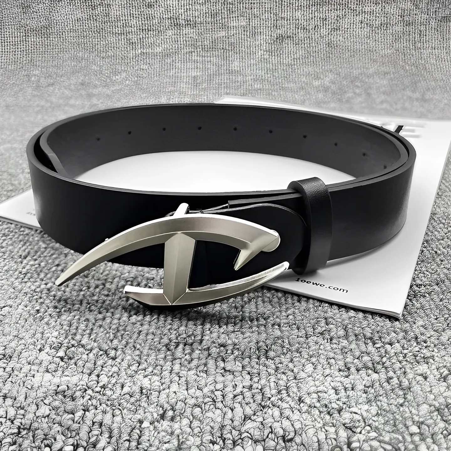 未來感 金屬 設計 簡約 皮帶