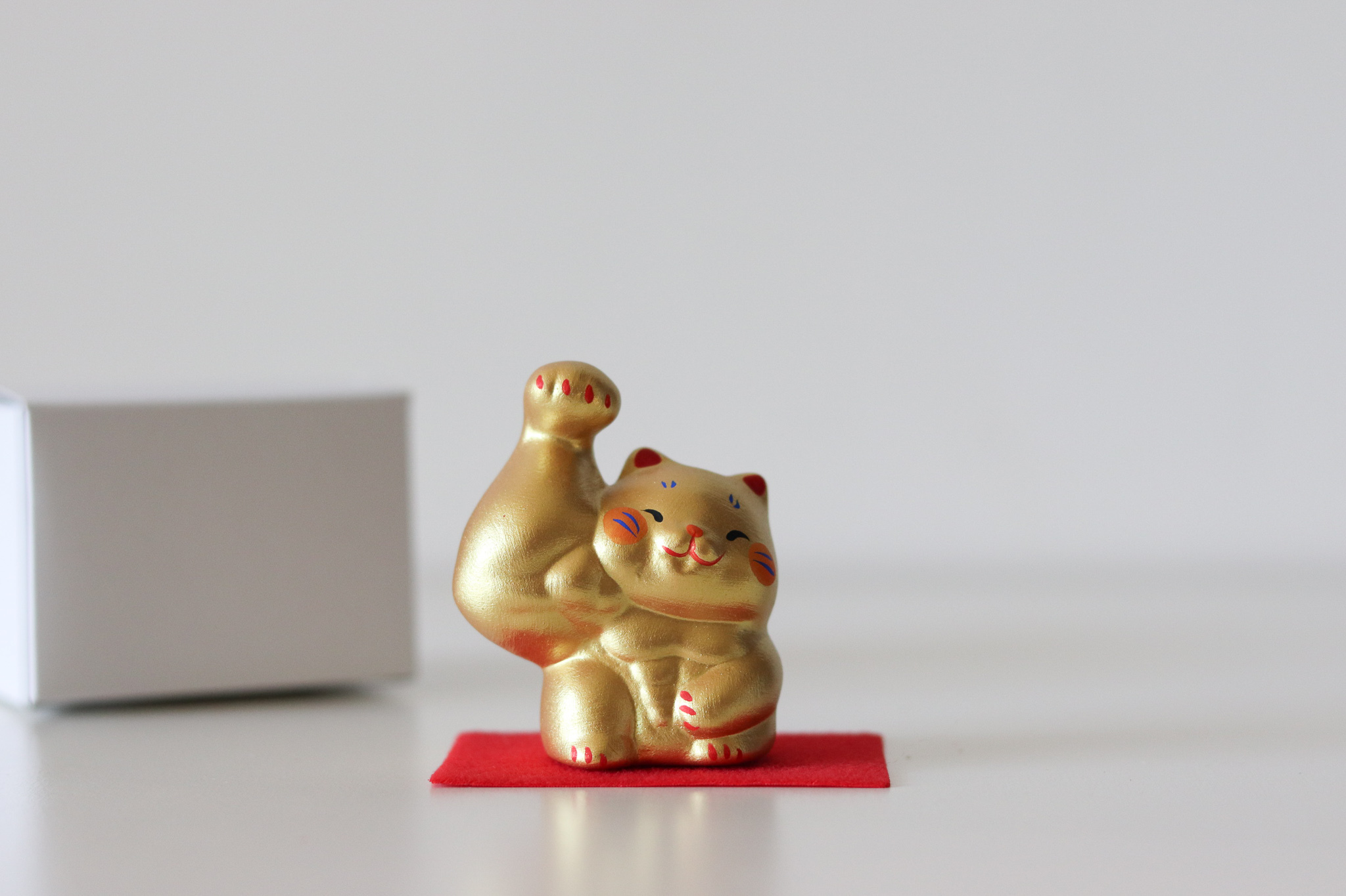 日本 龍虎堂 剛腕 招財貓(小/右手)