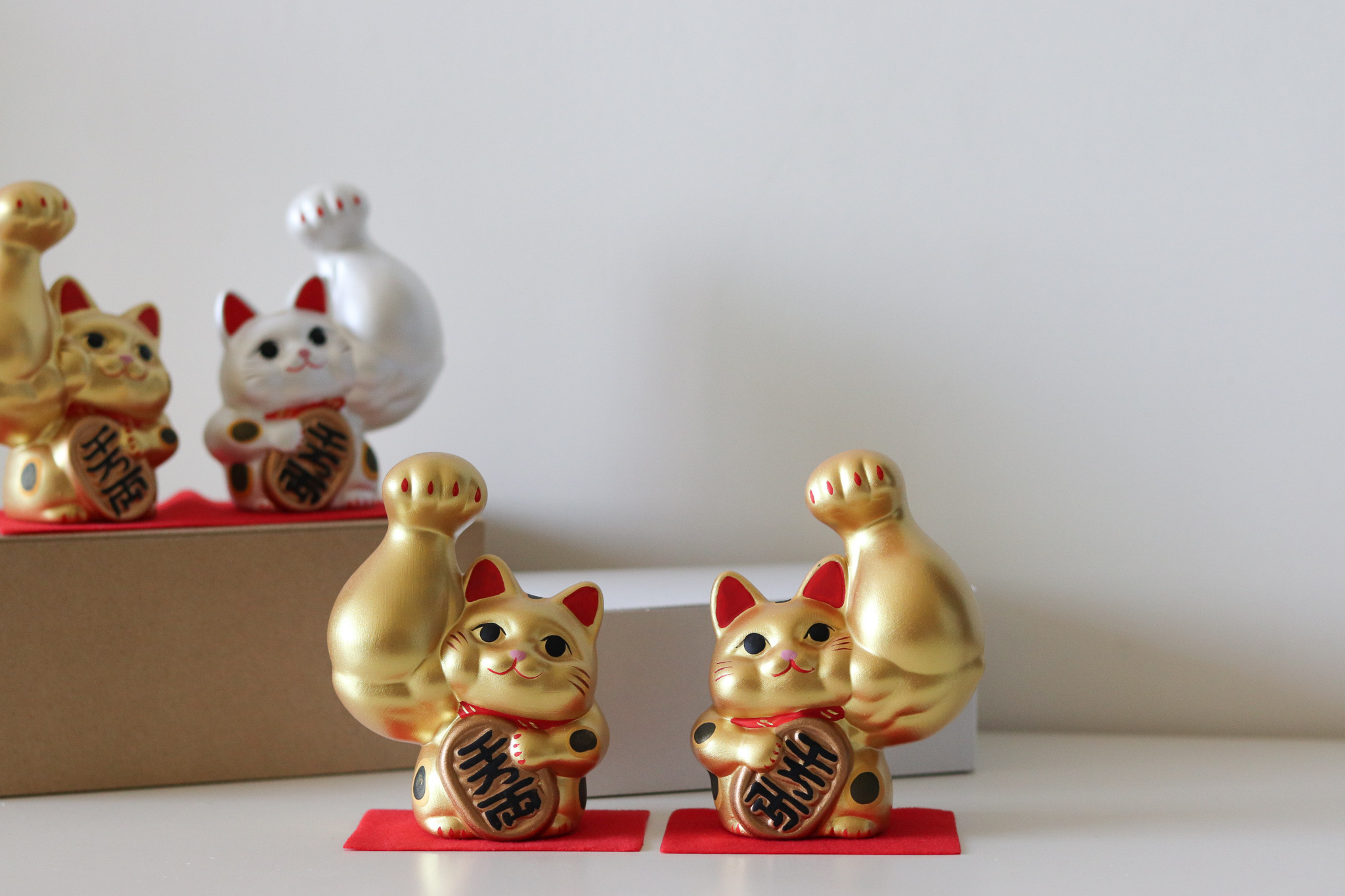 日本 龍虎堂 筋肉 剛腕 千萬兩 金招財貓(大)