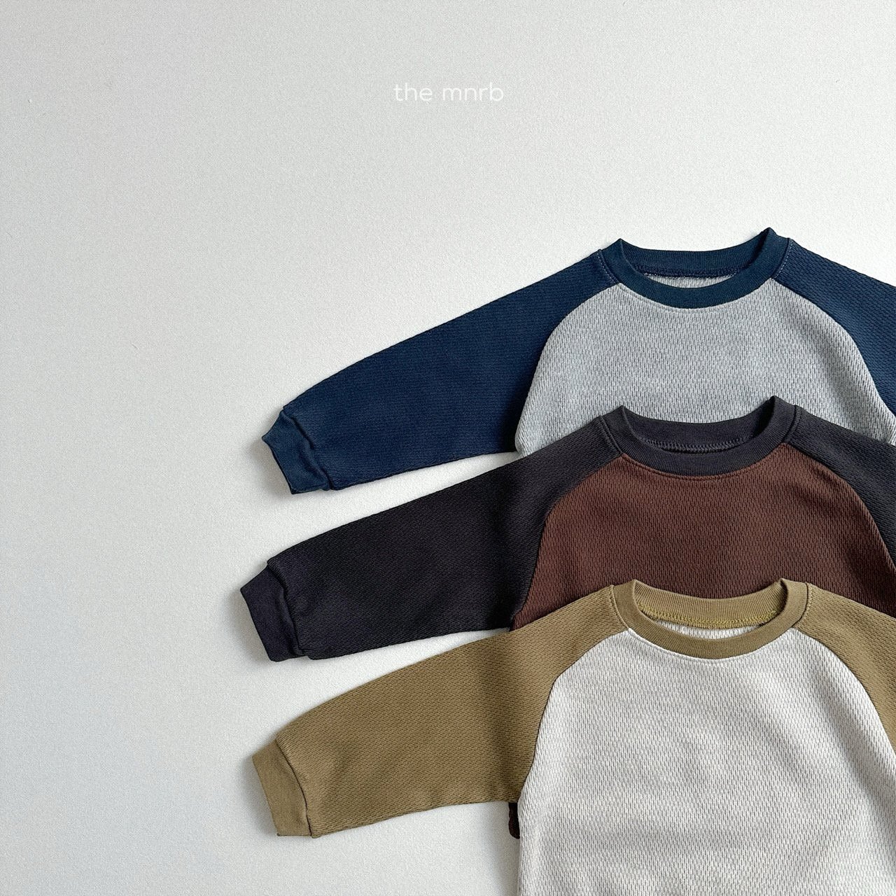 華夫格撞色上衣