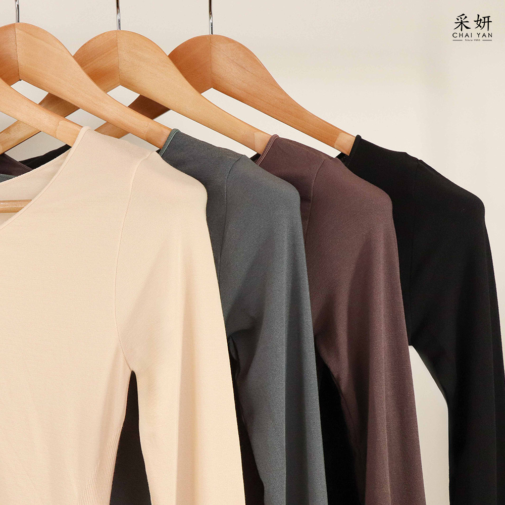 簡約素面素色緊身發熱圓領長袖上衣