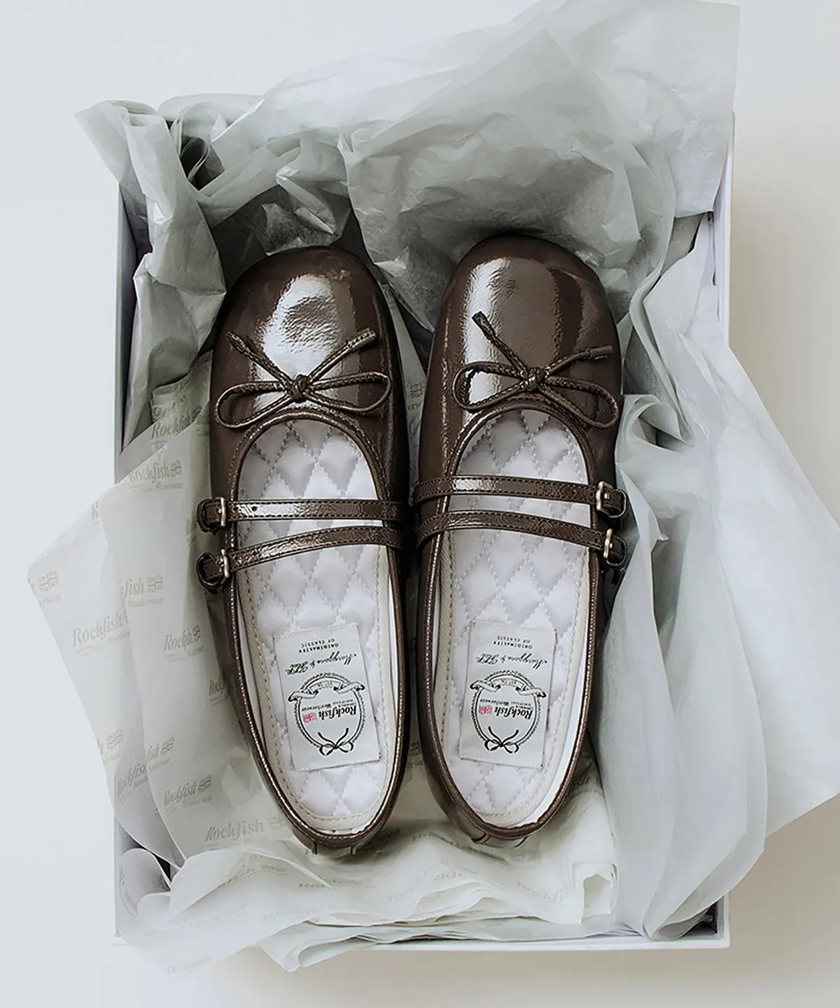 Rockfish Weatherwear SQUARE TOE TWO STRAP MARYJANES(ENAMEL)