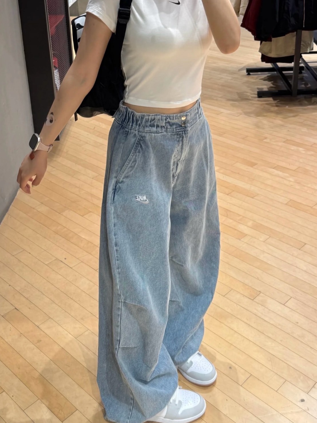 國外限定 NIKE SPORTSWEAR 牛仔 彎刀褲