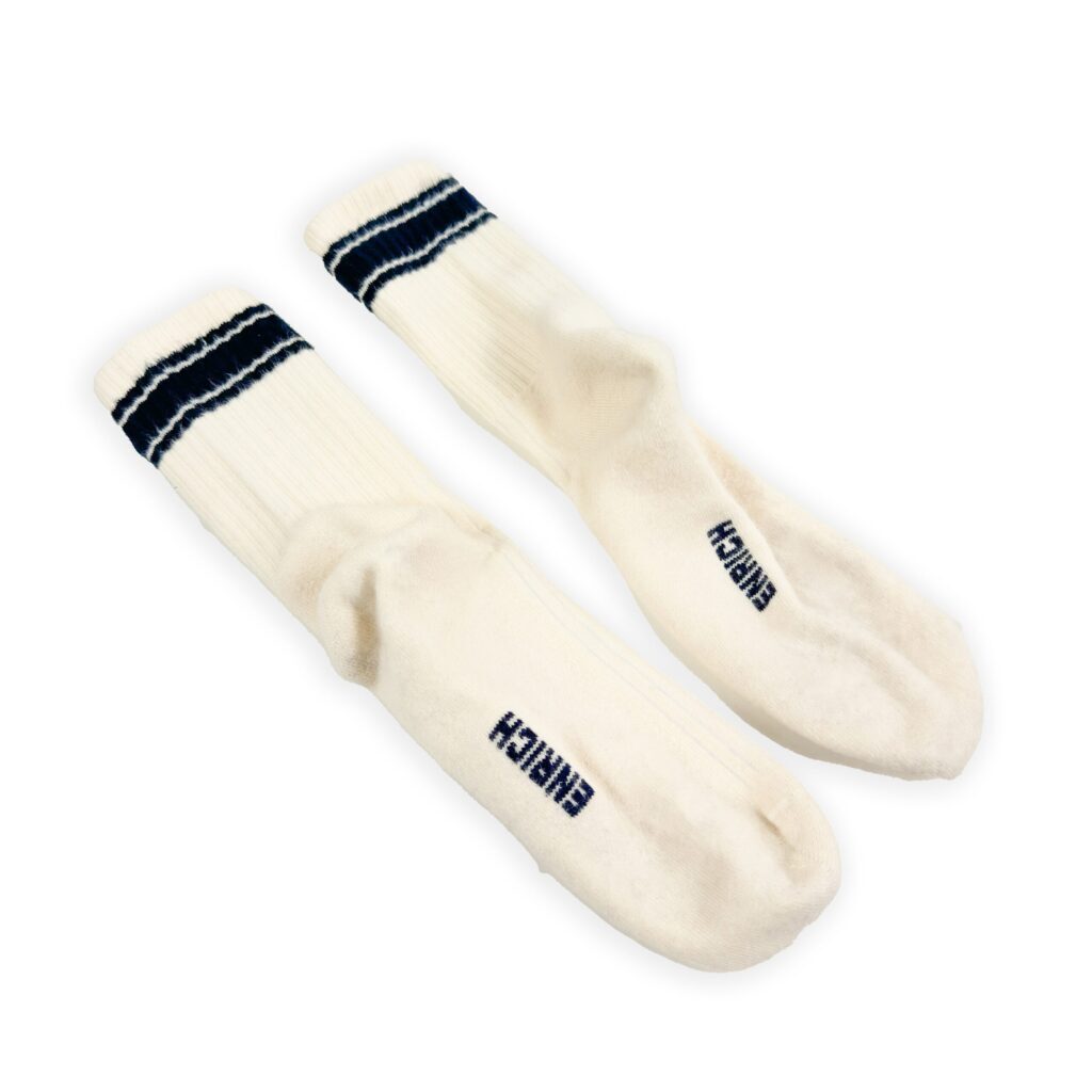 刺繡毛巾中筒襪 - Vintage White