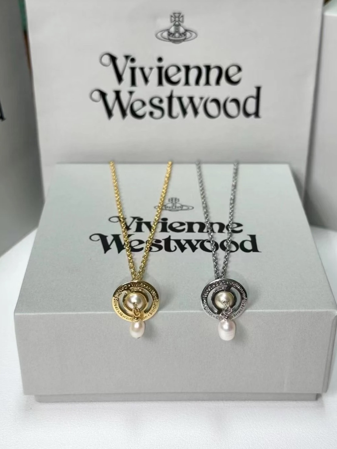 VIVIENNE WESTWOOD 三維球體 水晶 項鍊