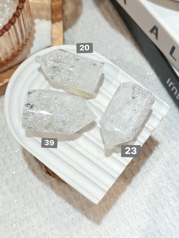 C061-喜瑪拉雅白水晶柱