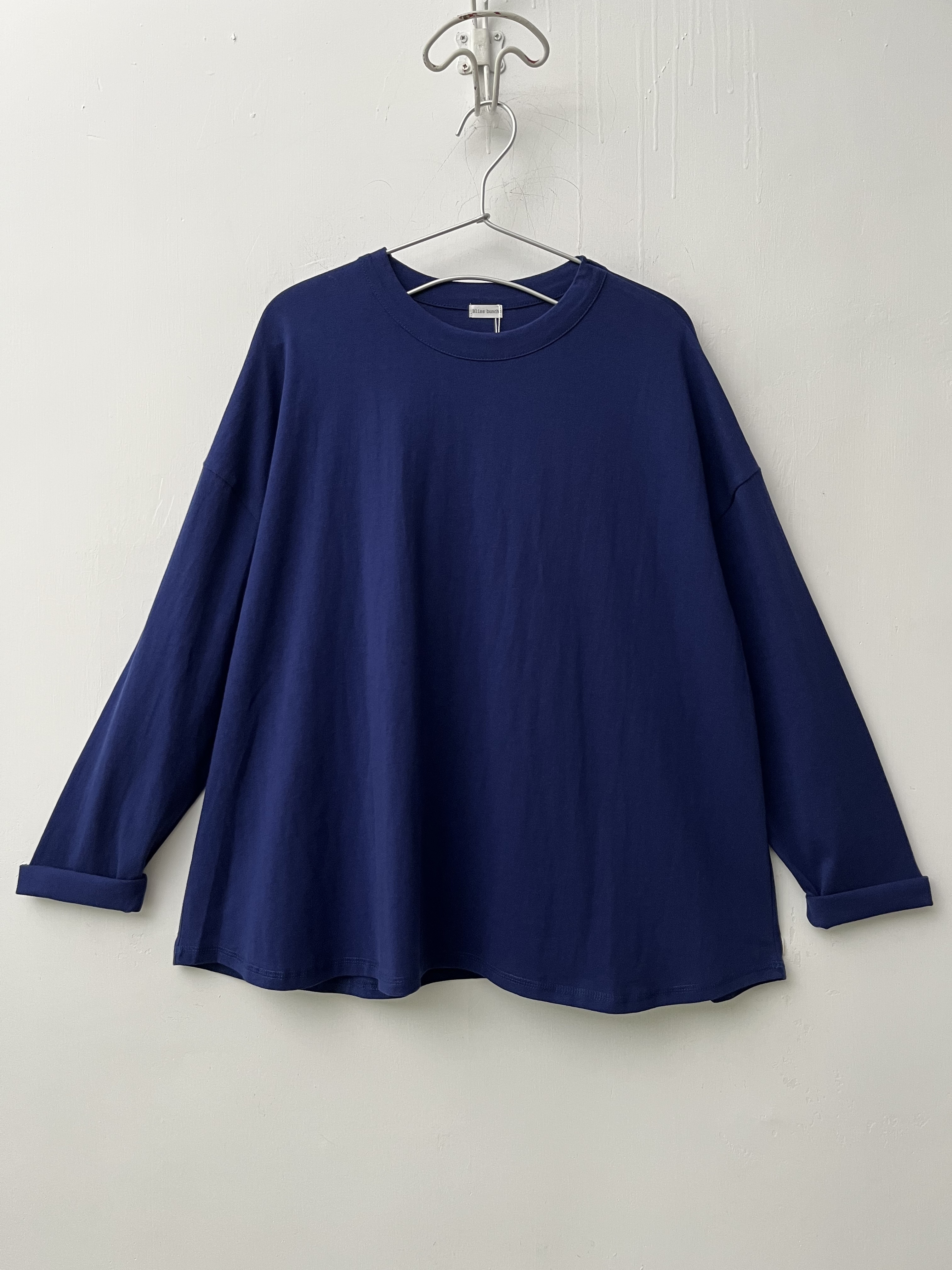 Bliss bunch藍色圓領tee