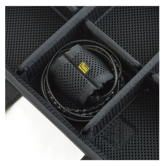 VanNuys E048 Earphone Case | FUTEX Store