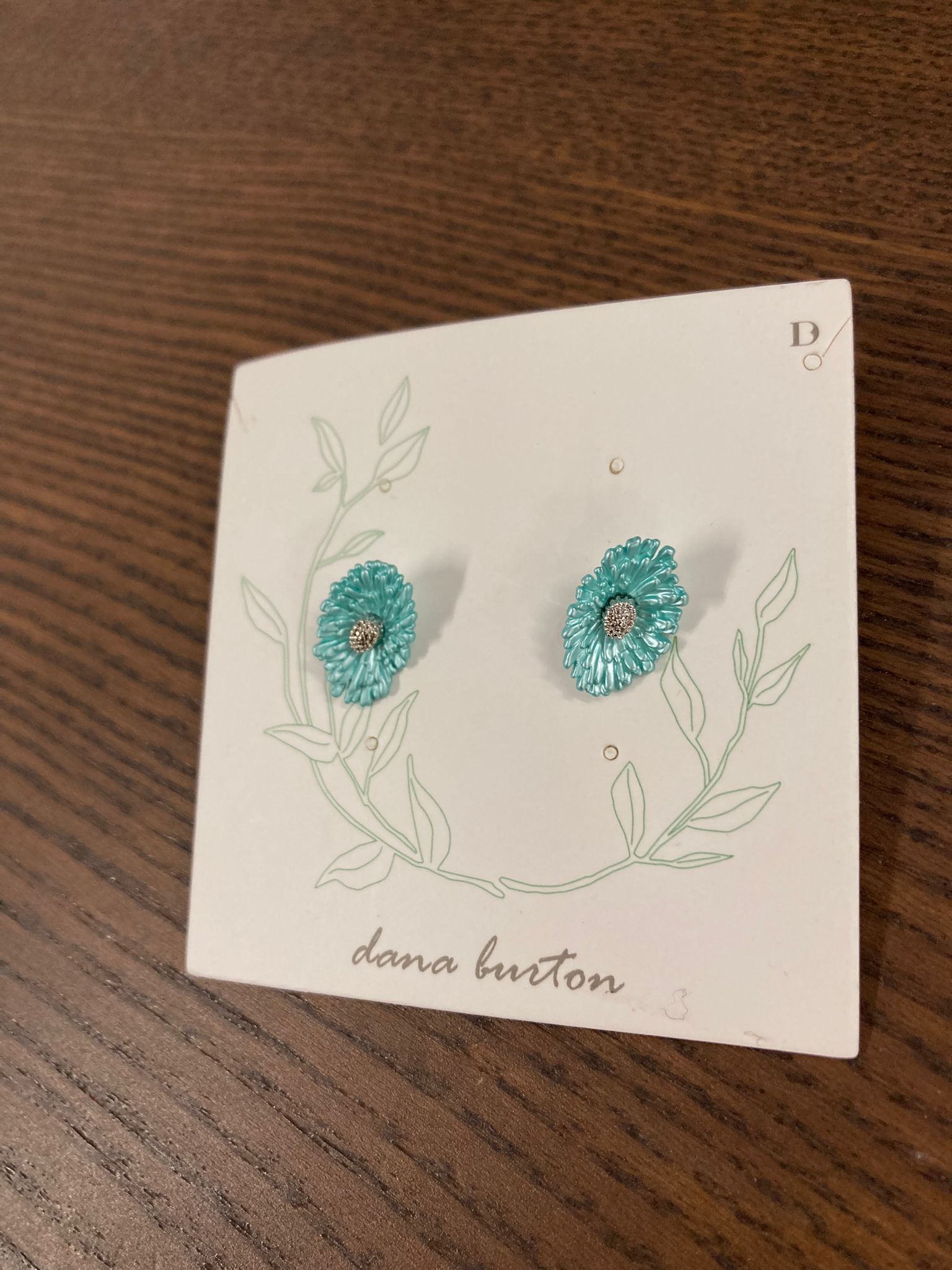 韓國代購DANA 耳環A124