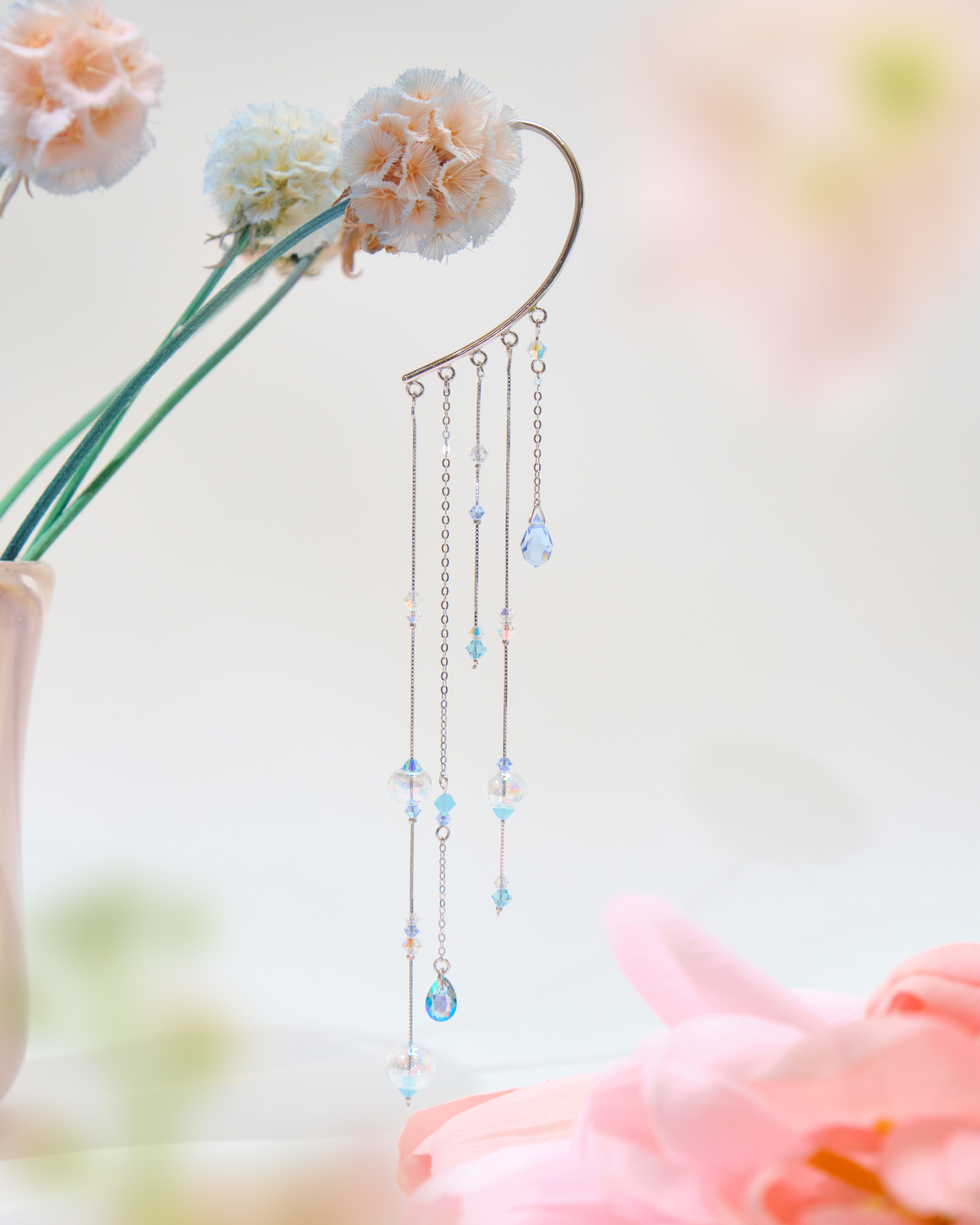 12534 Elegant Crystal Waterfall Ear Hook