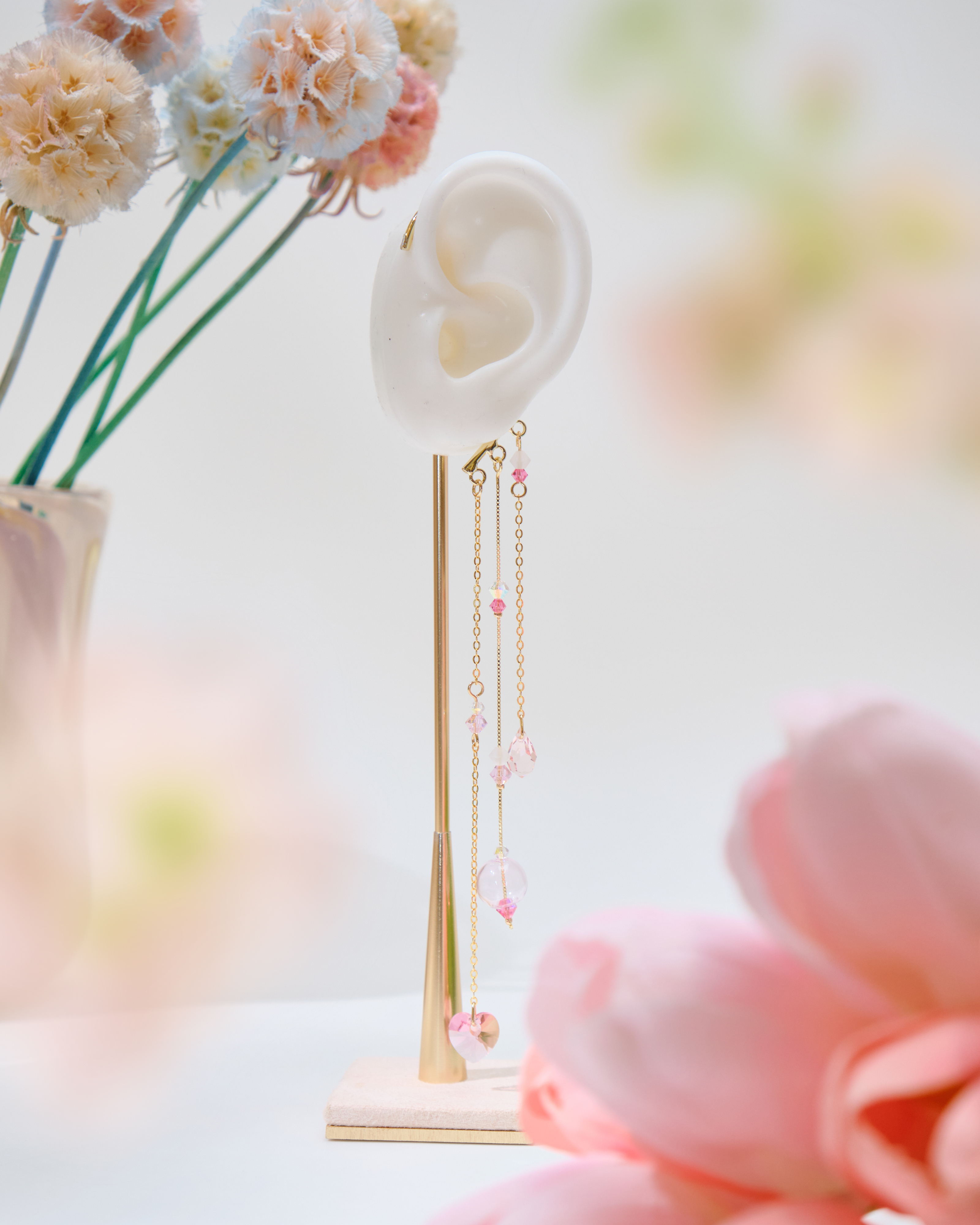 12528 Elegant Crystal Waterfall Ear Hook
