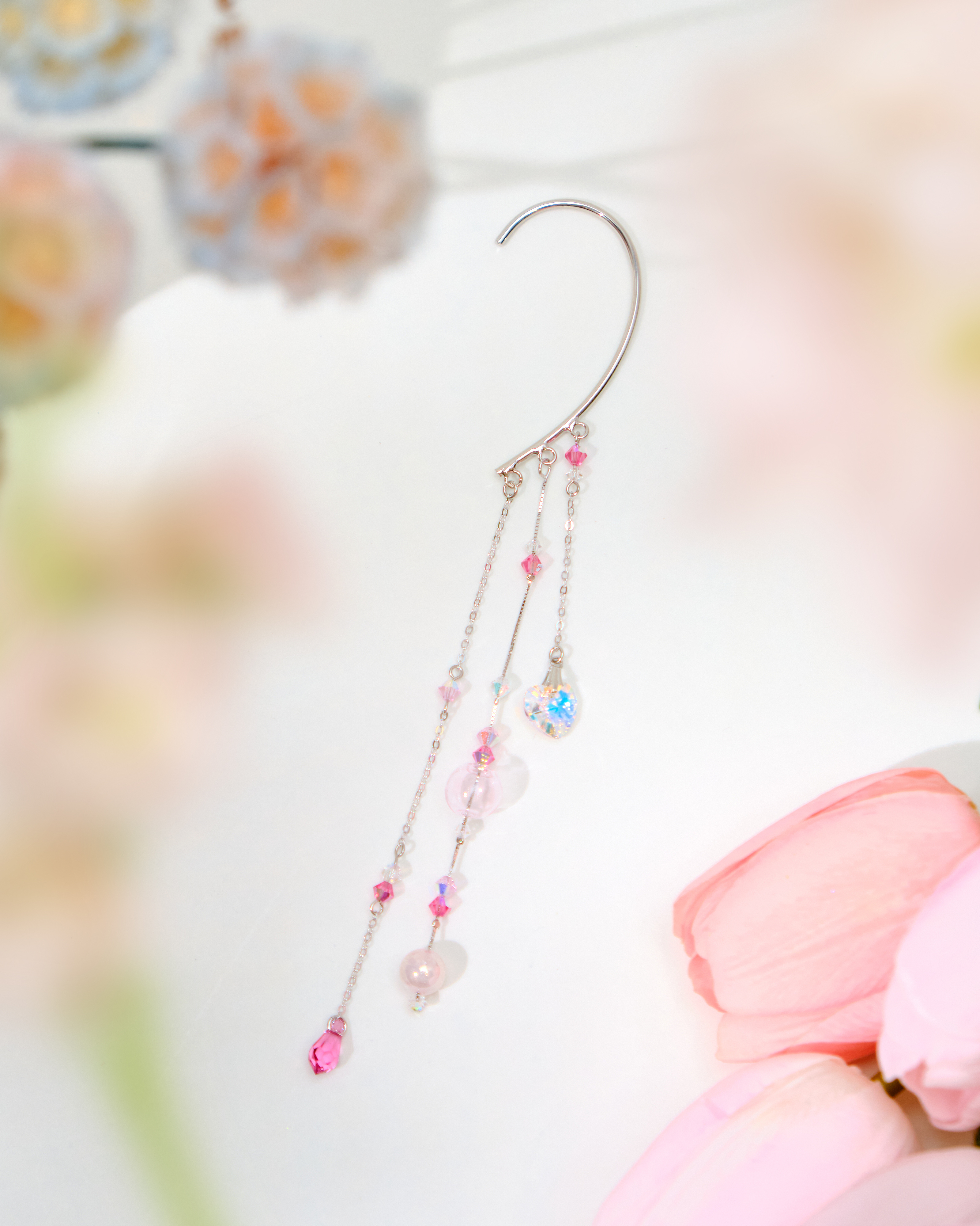 12531 Elegant Crystal Waterfall Ear Hook