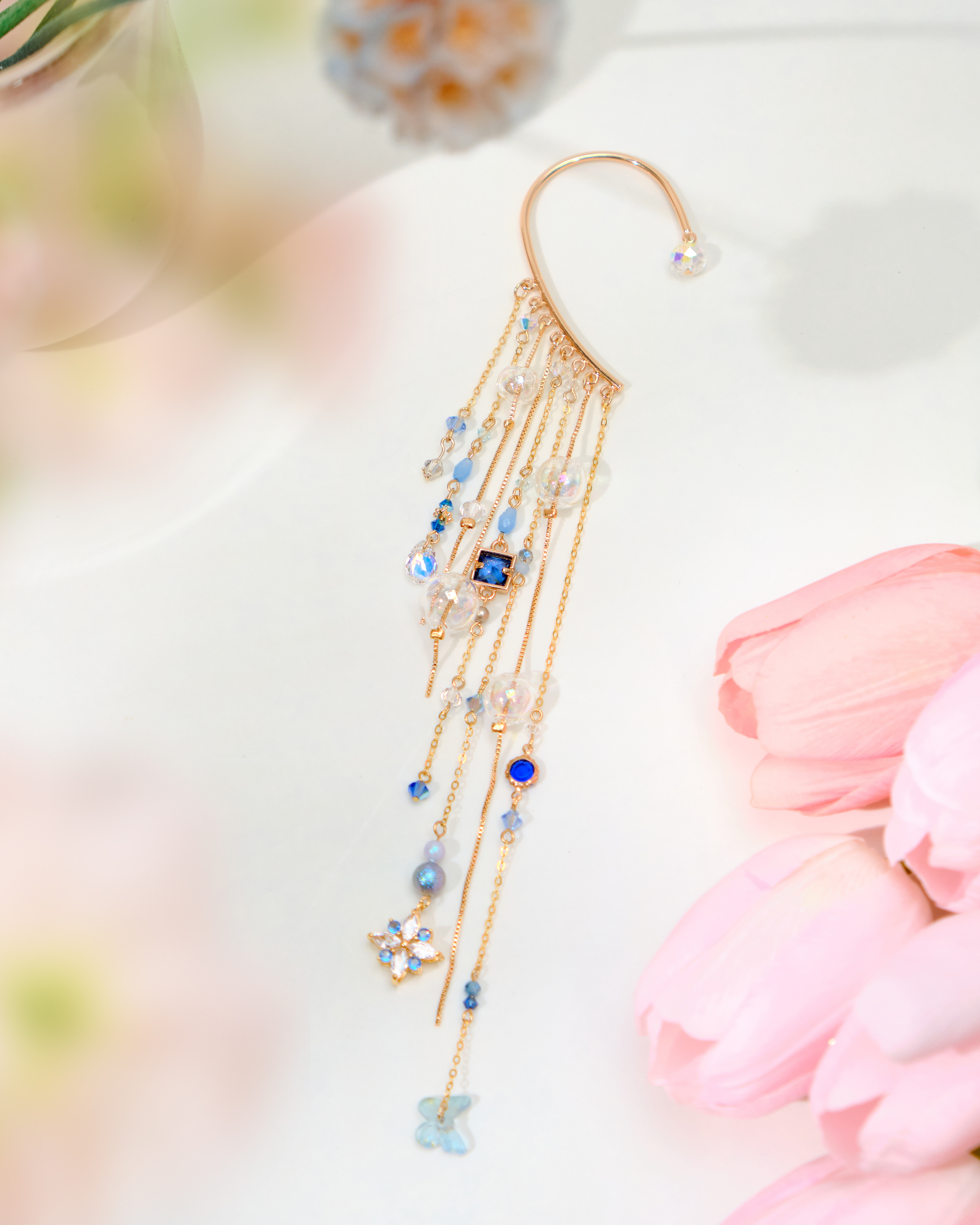 12536 Elegant Crystal Waterfall Ear Hook