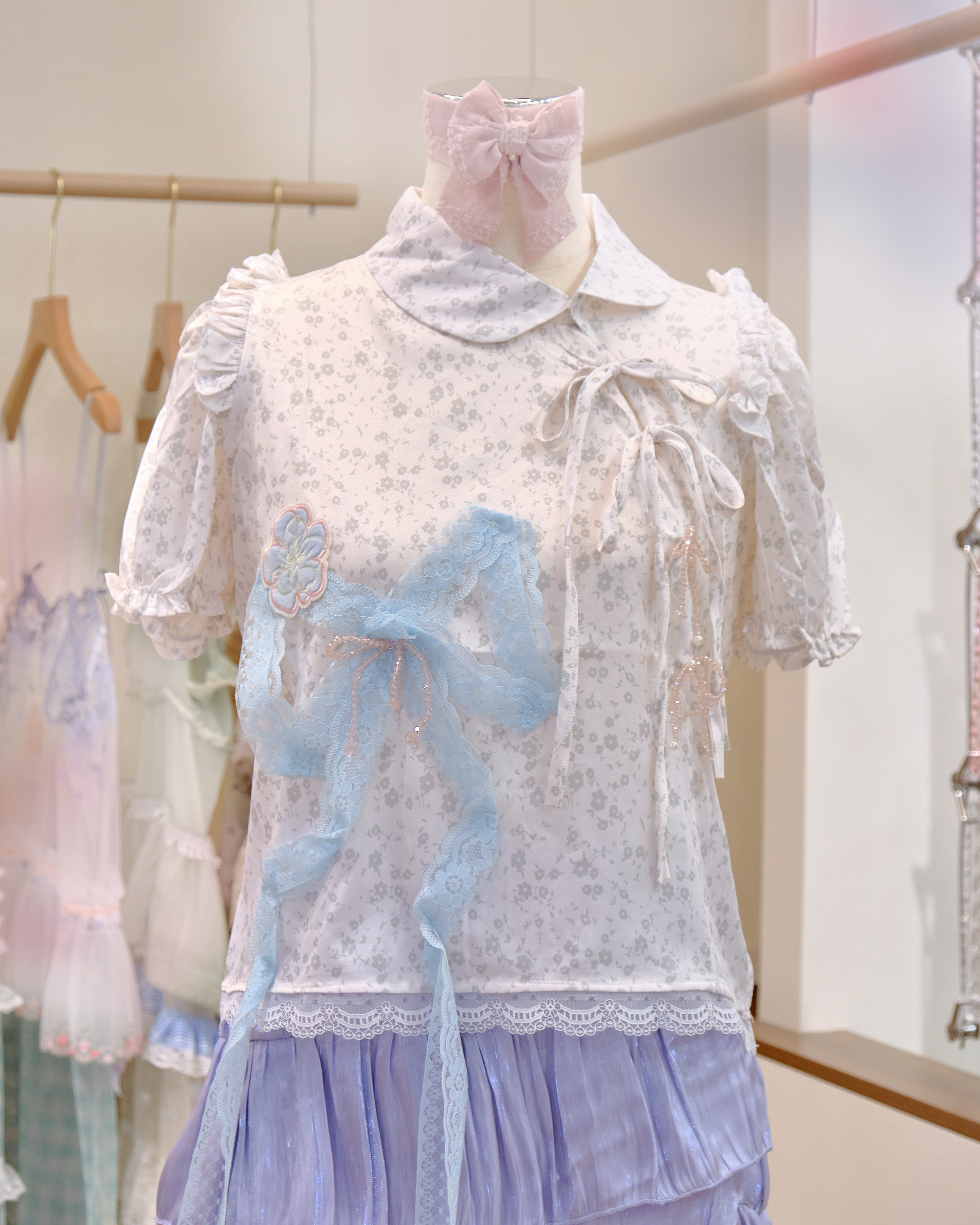 12573 Embroidered Lace Ribbon Cheongsam Top