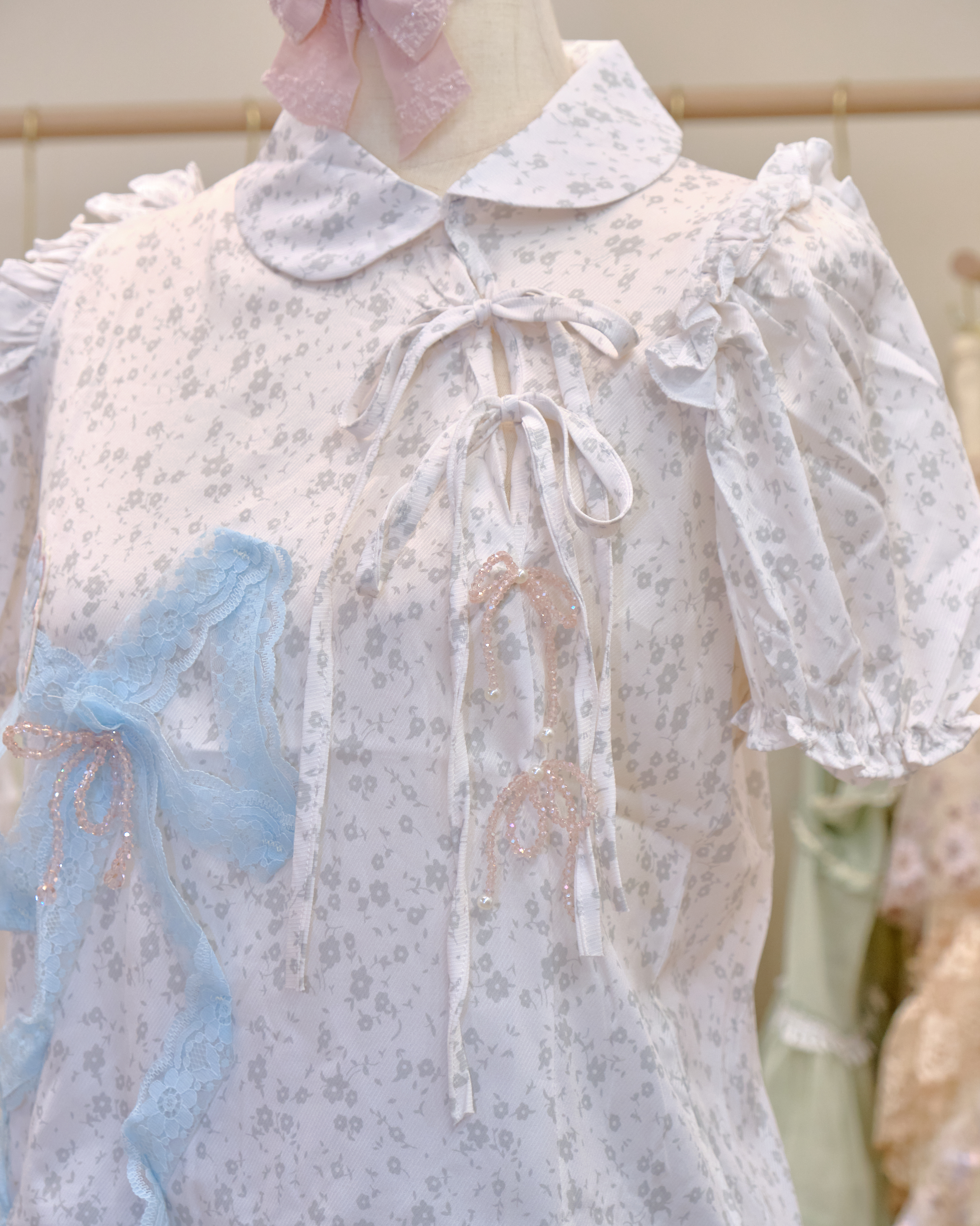 12573 Embroidered Lace Ribbon Cheongsam Top