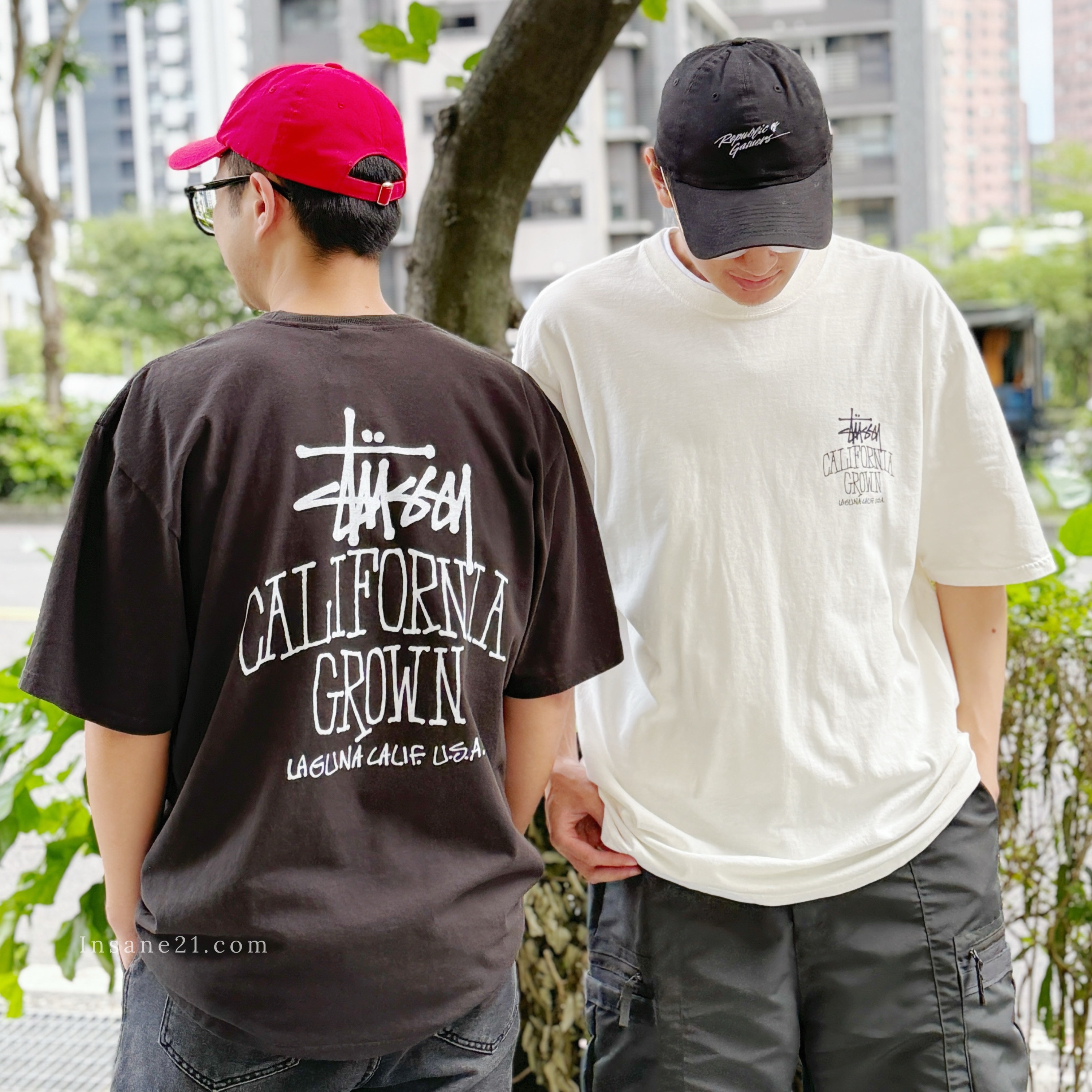STUSSY 短踢 加州 背後英文字大圖 春夏服飾 上衣
