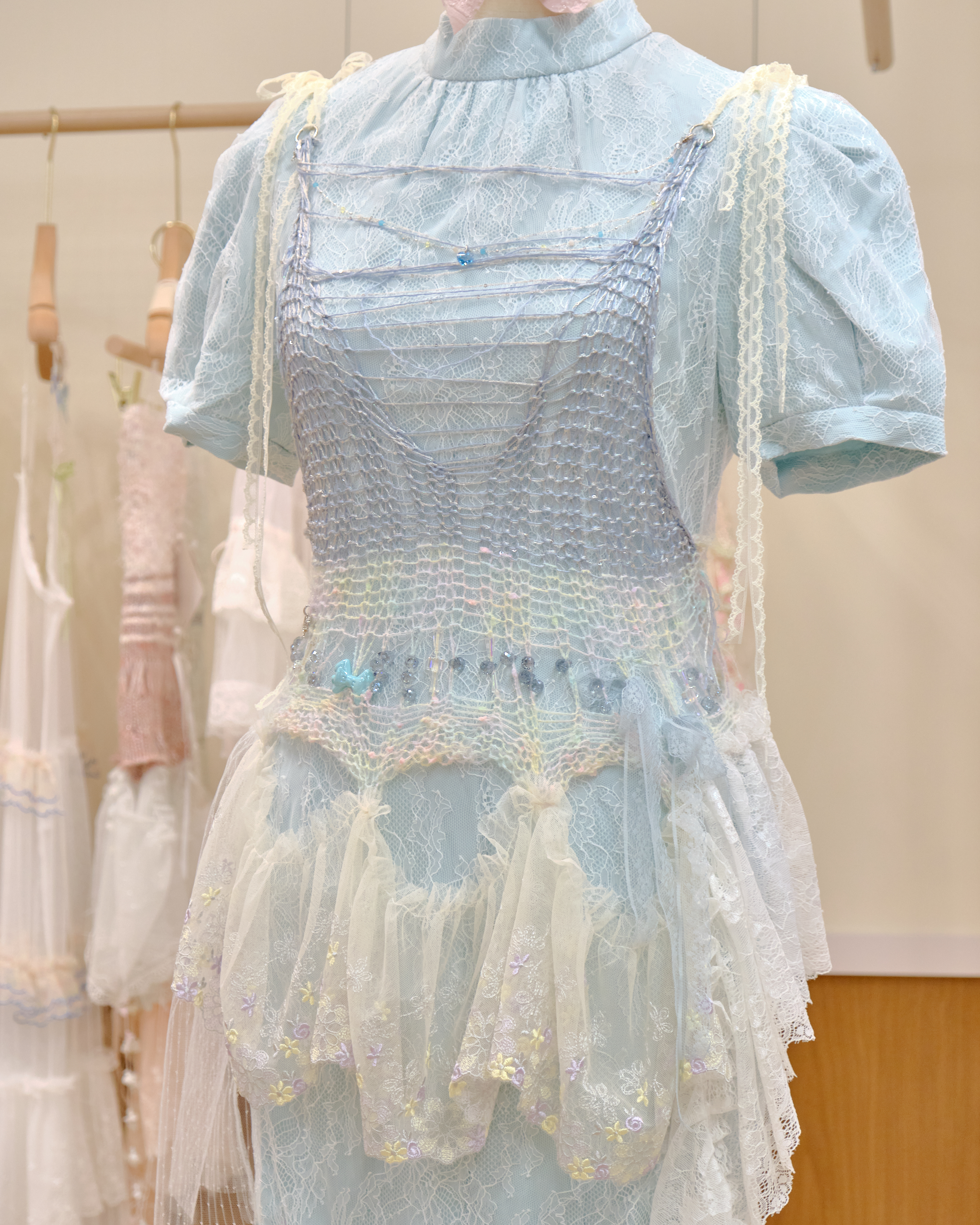 12659 Hand-Knitted Irregular Layered Lace Top Overlay