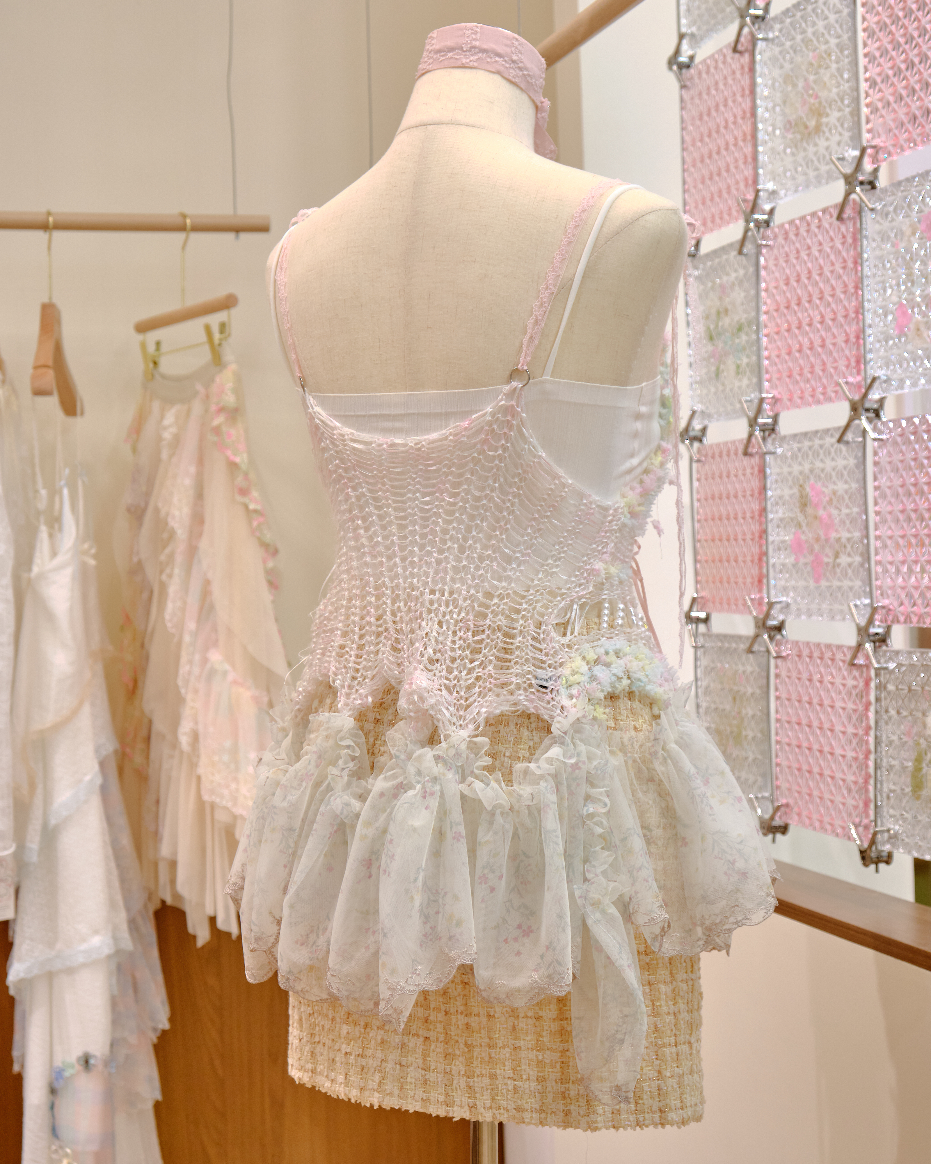 12656 Hand-Knitted Irregular Layered Lace Top Overlay