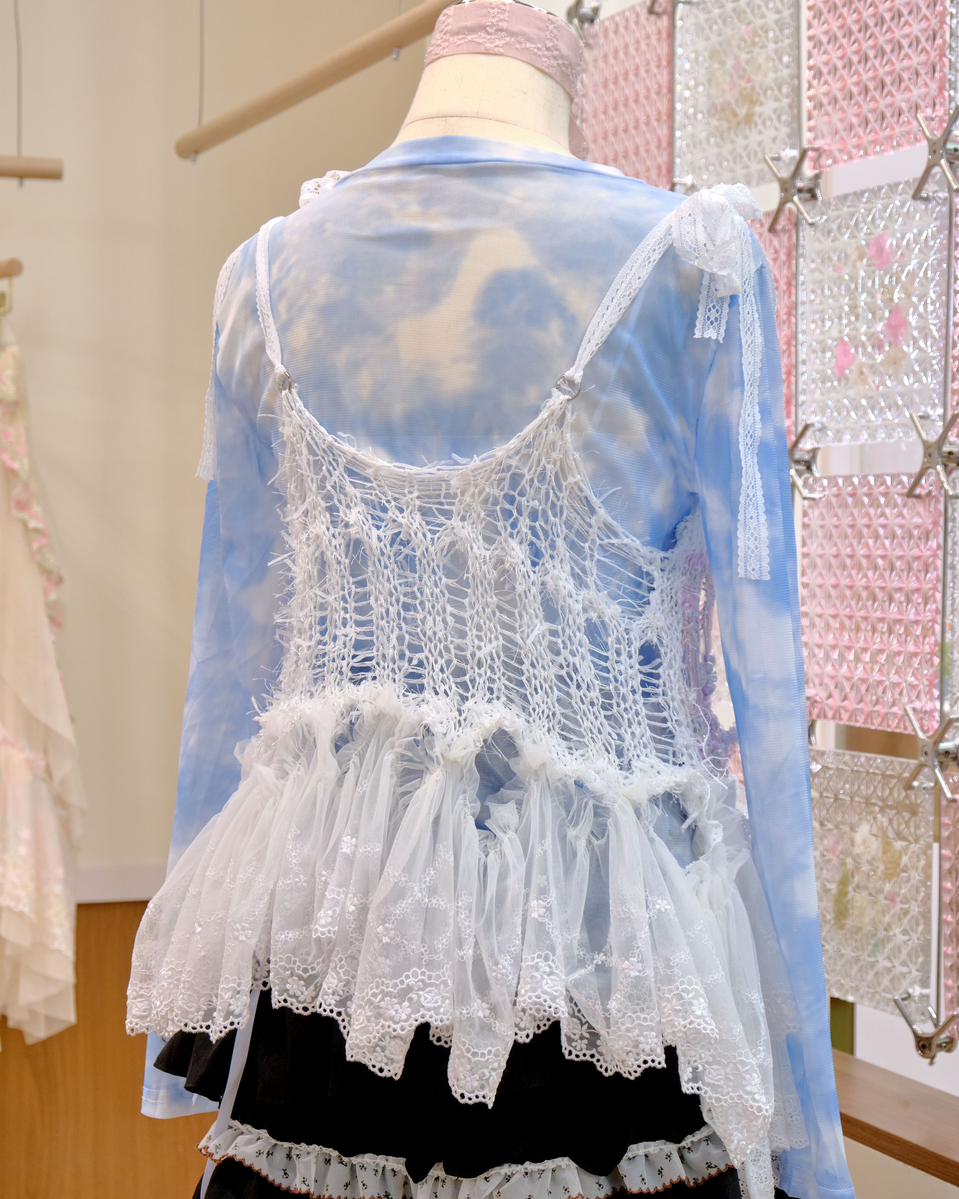 12654 Hand-Knitted Irregular Layered Lace Top Overlay