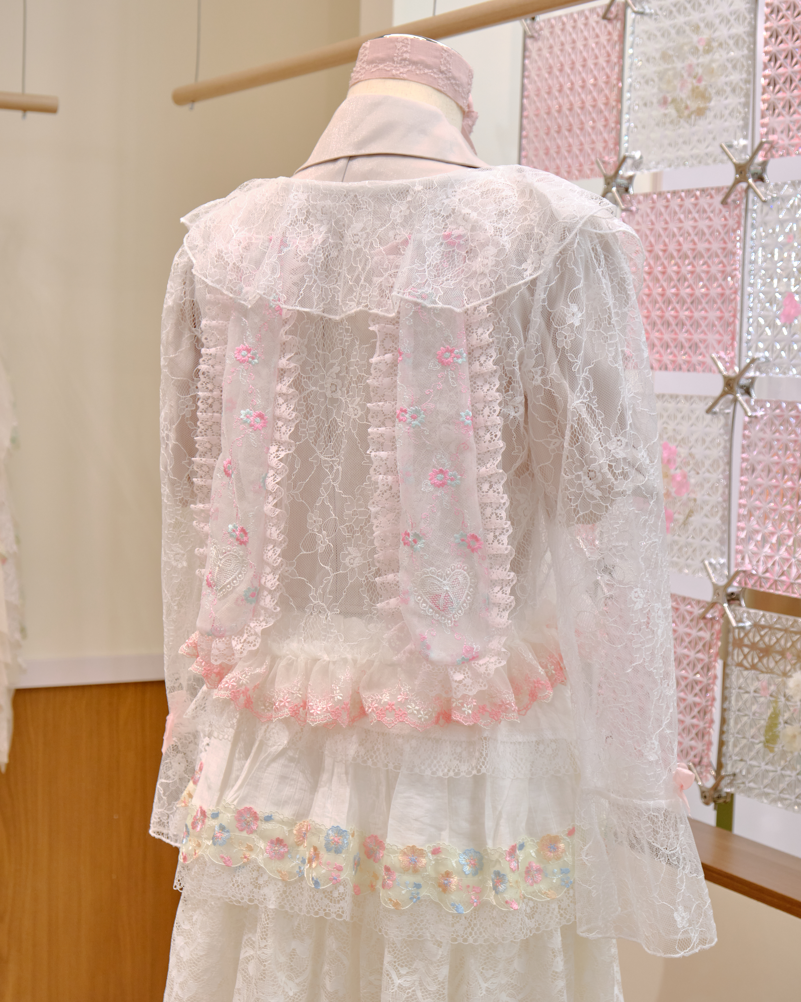 12643 Lace Ruffle Collar Flared Sleeve Thin Jacket with Cute Rabbit Ears