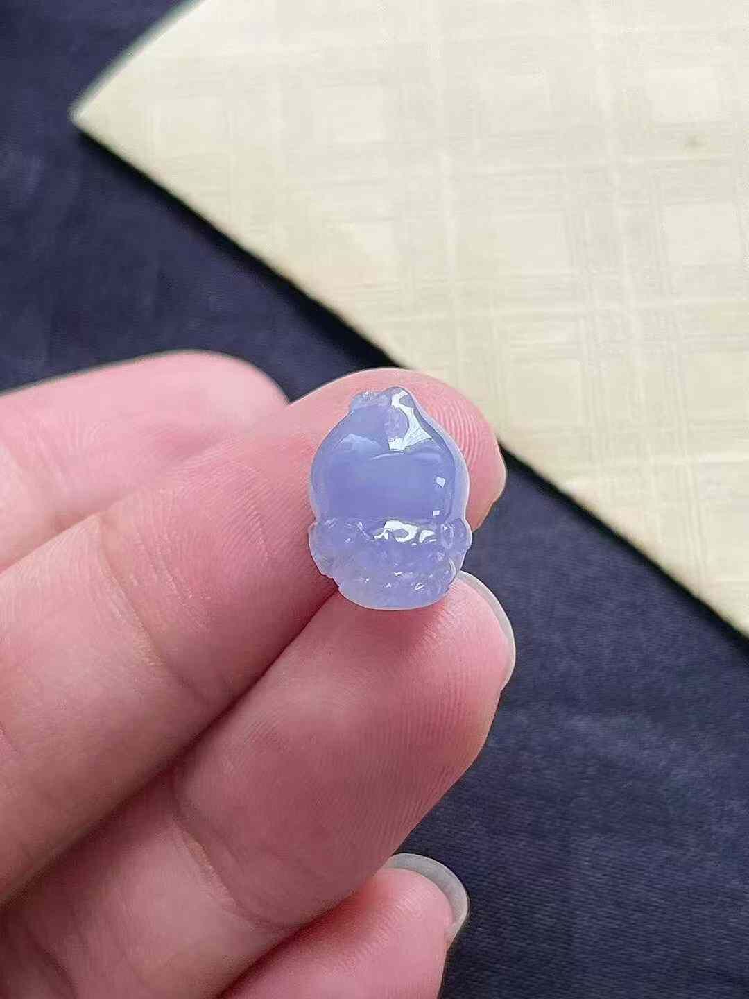 726368 翡翠紫羅蘭三腳蟾